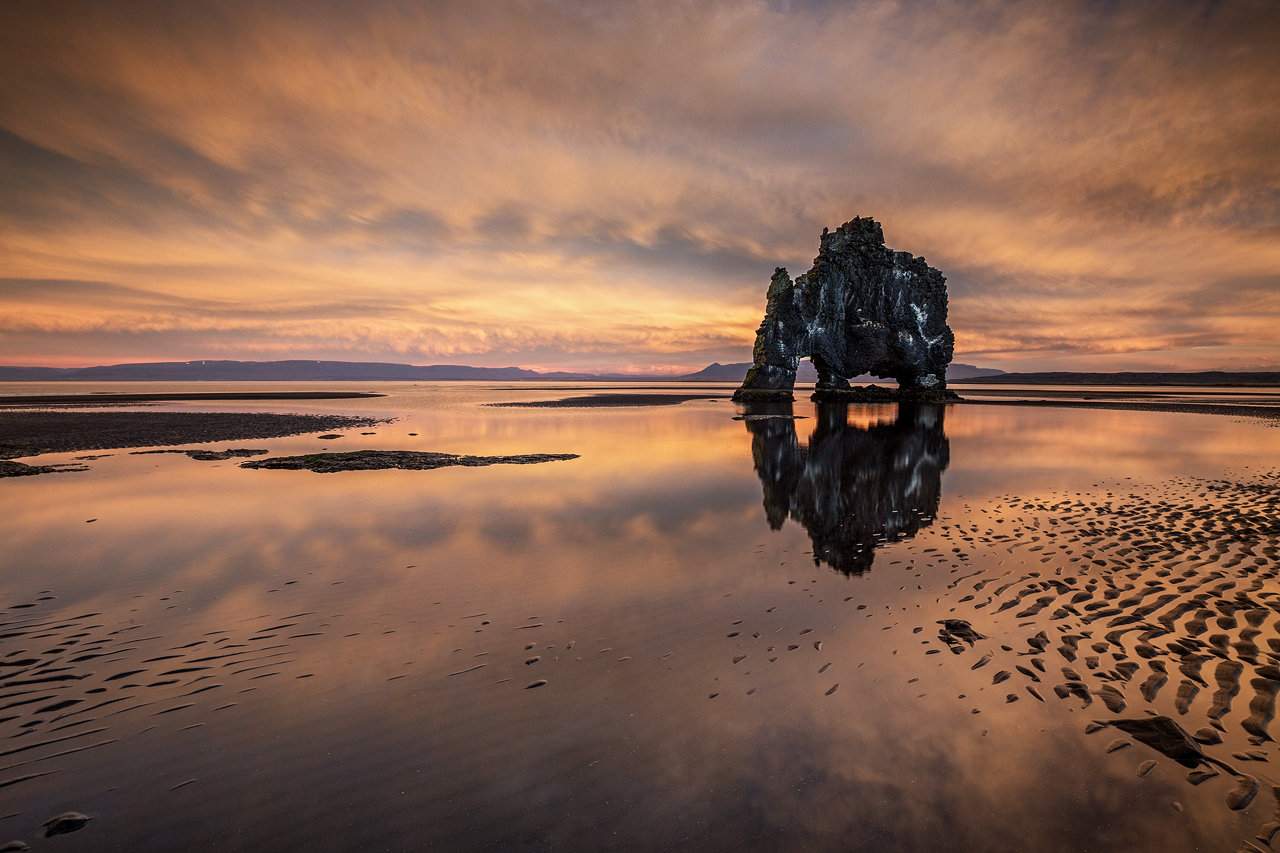 Hvitserkur reflection