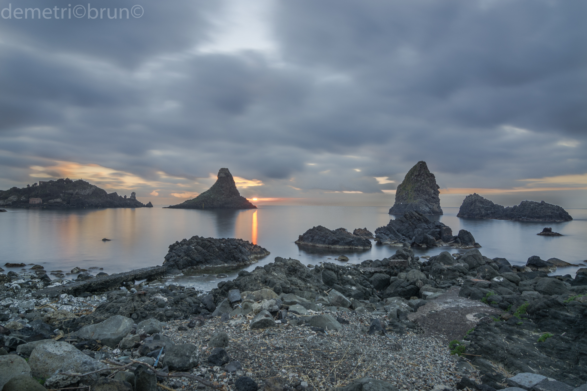 Dawn Gray in Acitrezza