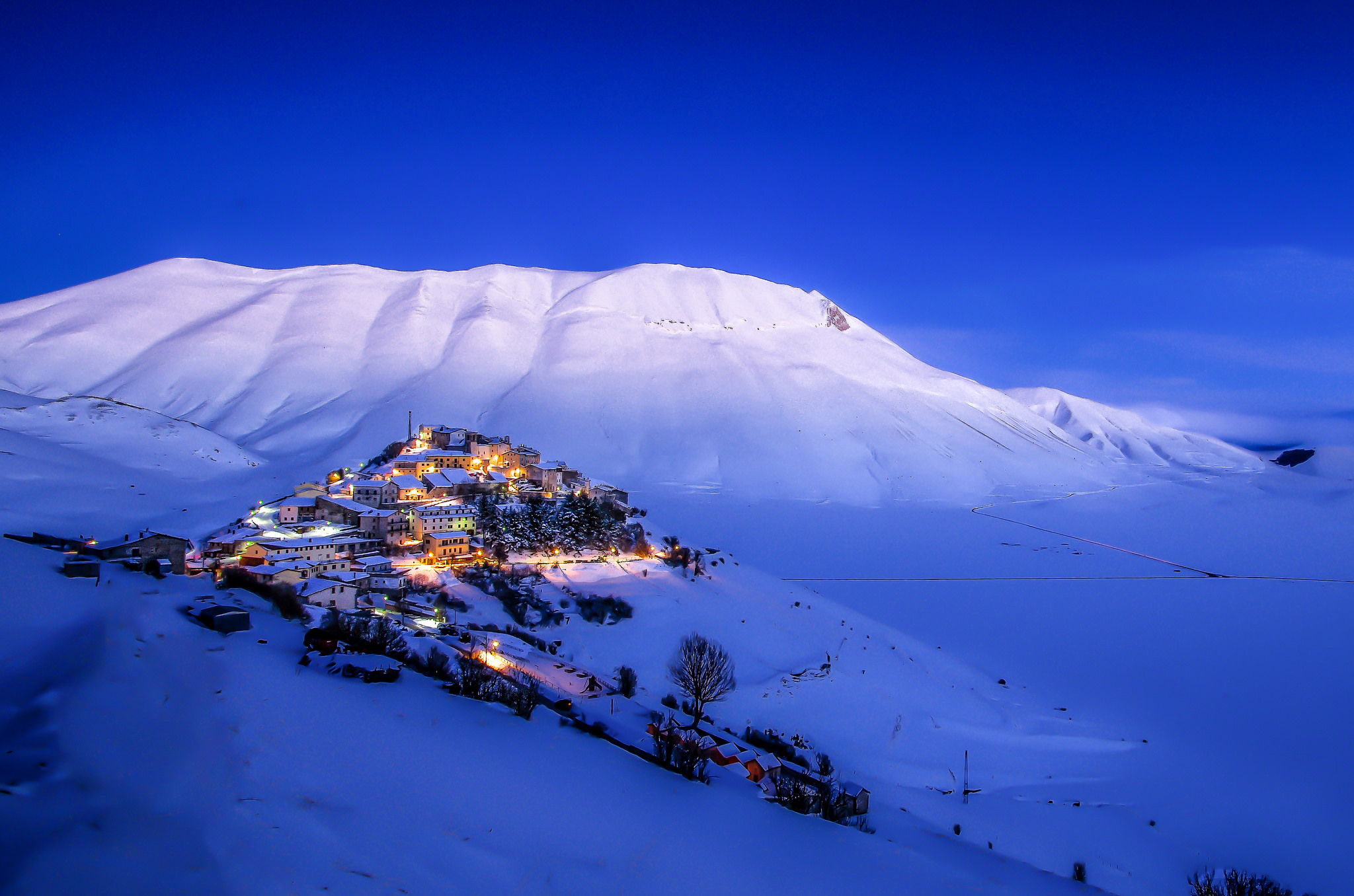 Winter in Castelluccio (2016)
