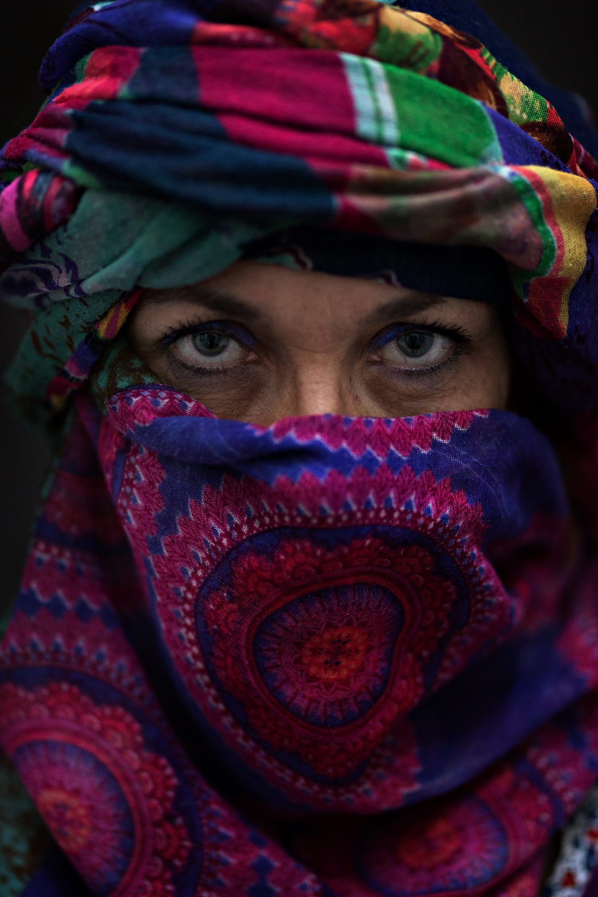 East!? ... no ... Mama!