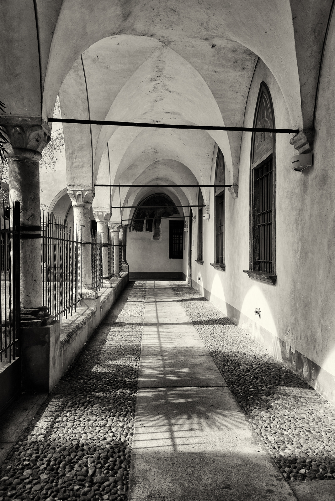 Cloister of St. James, Soncino (cr)