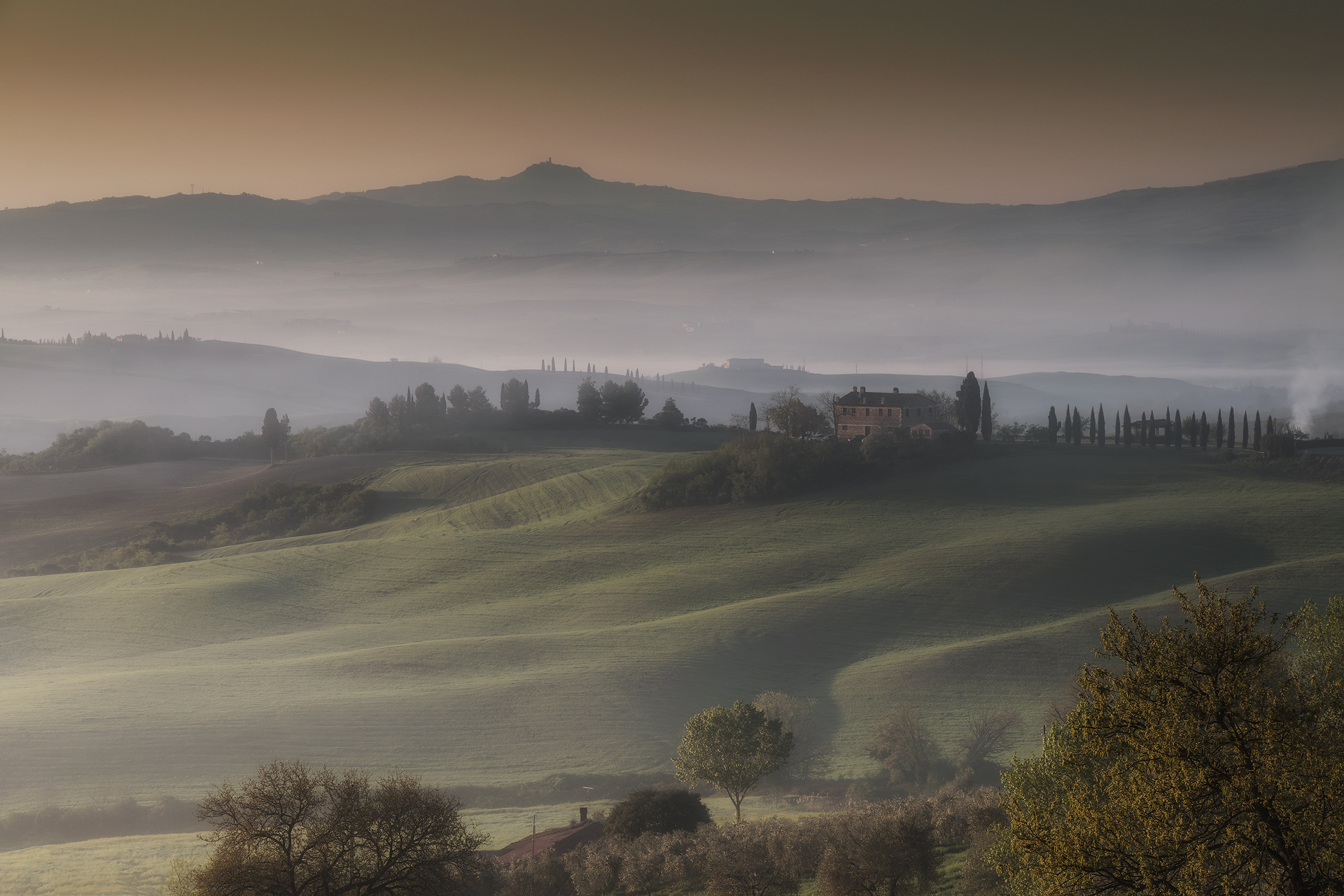 Val d'Orcia-no one sees me