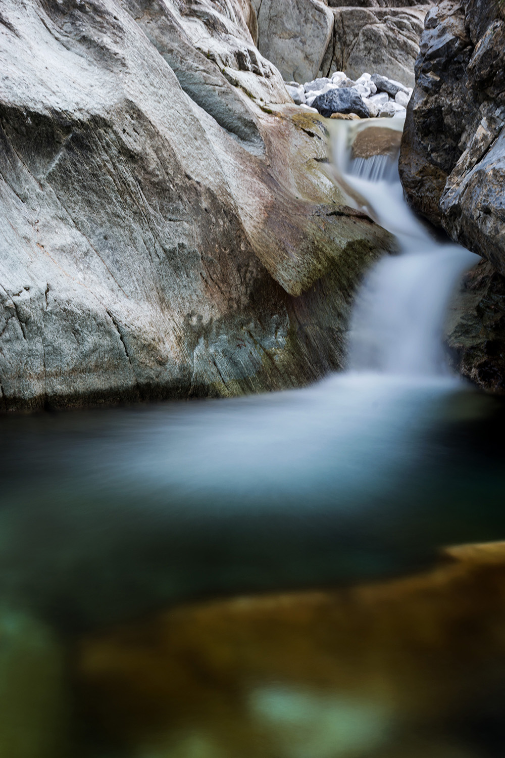 Beauty of the stream Renara