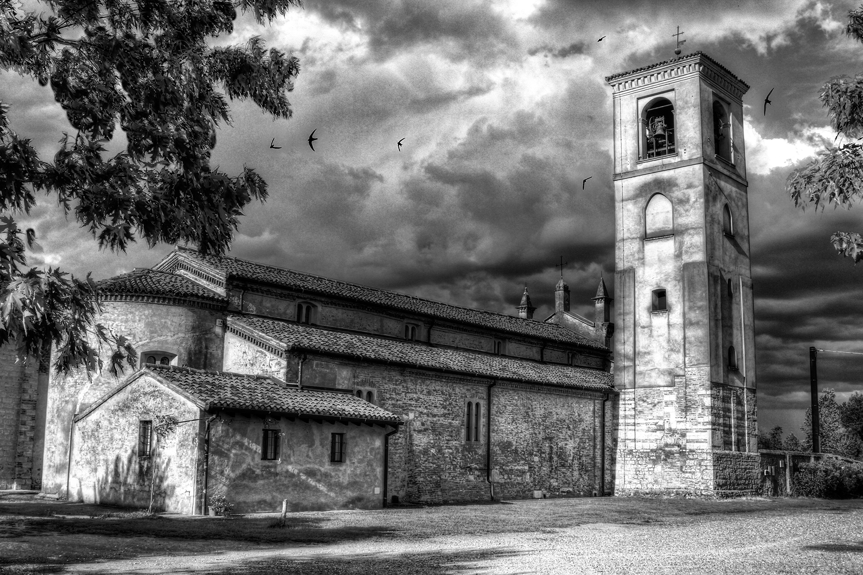 Pieve in a storm