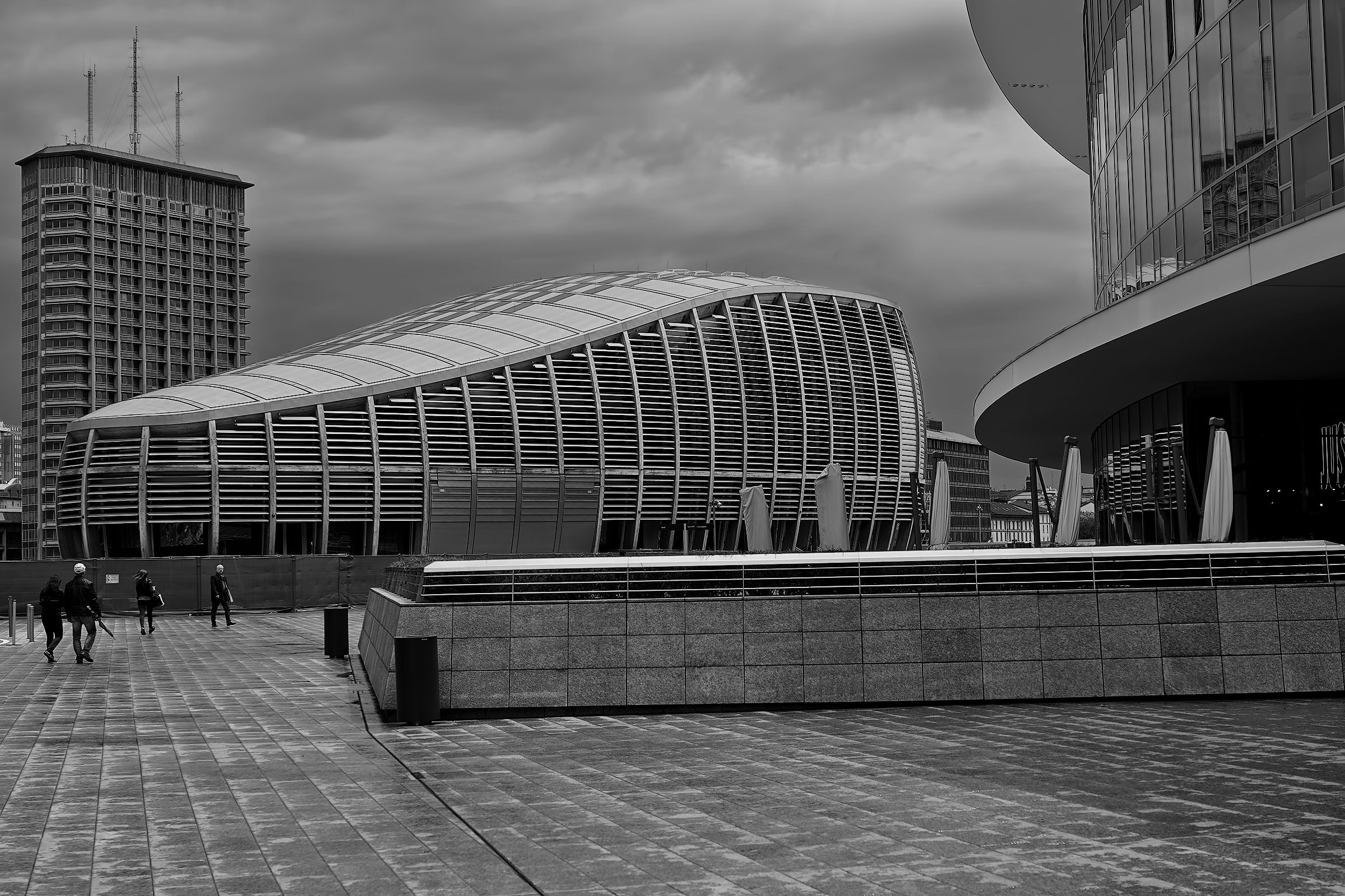 behind Piazza Gae Aulenti