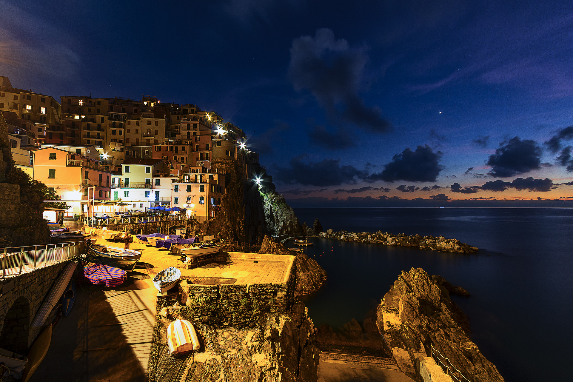 Manarola di notte