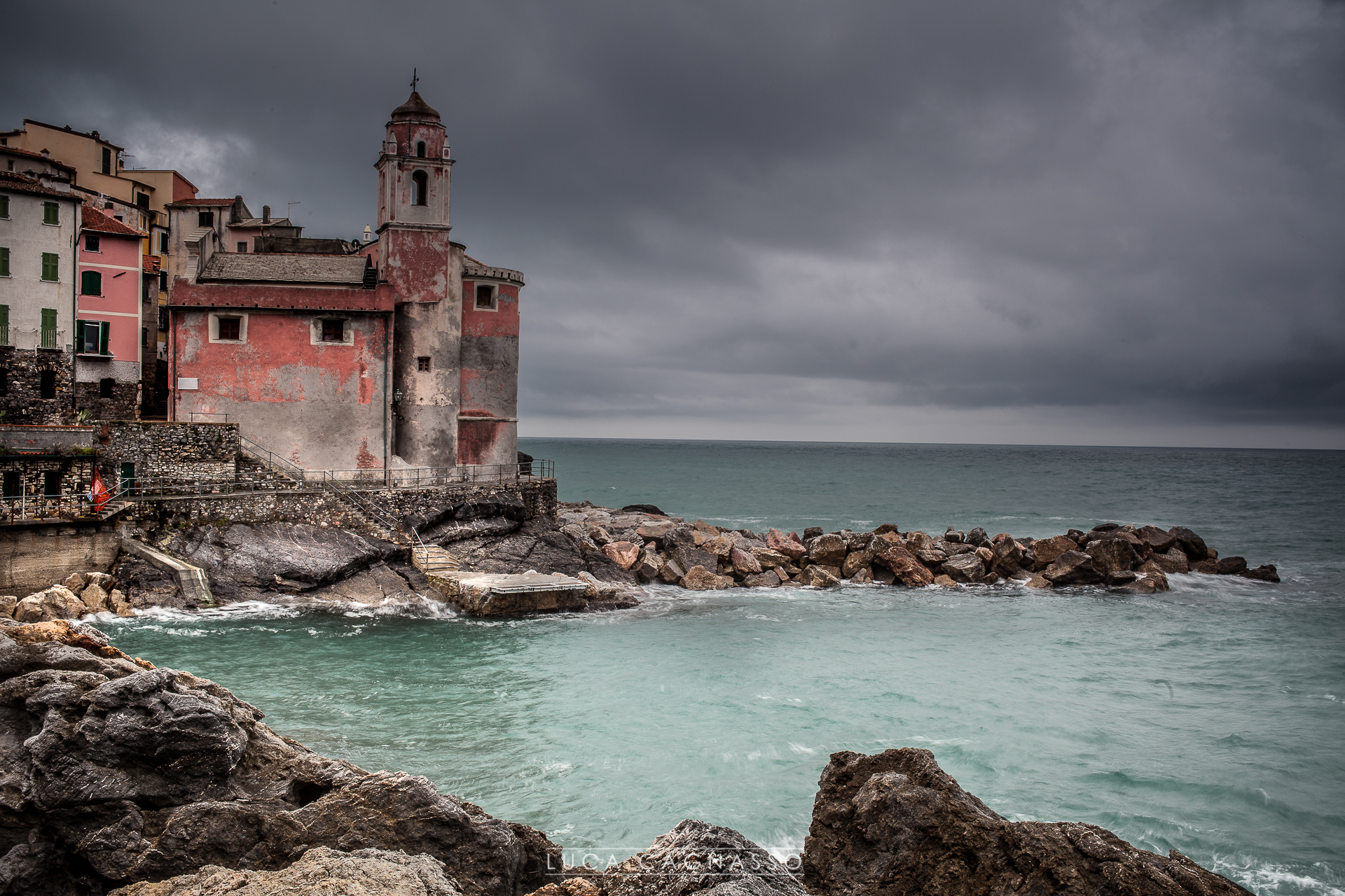 Tellaro and its clouds