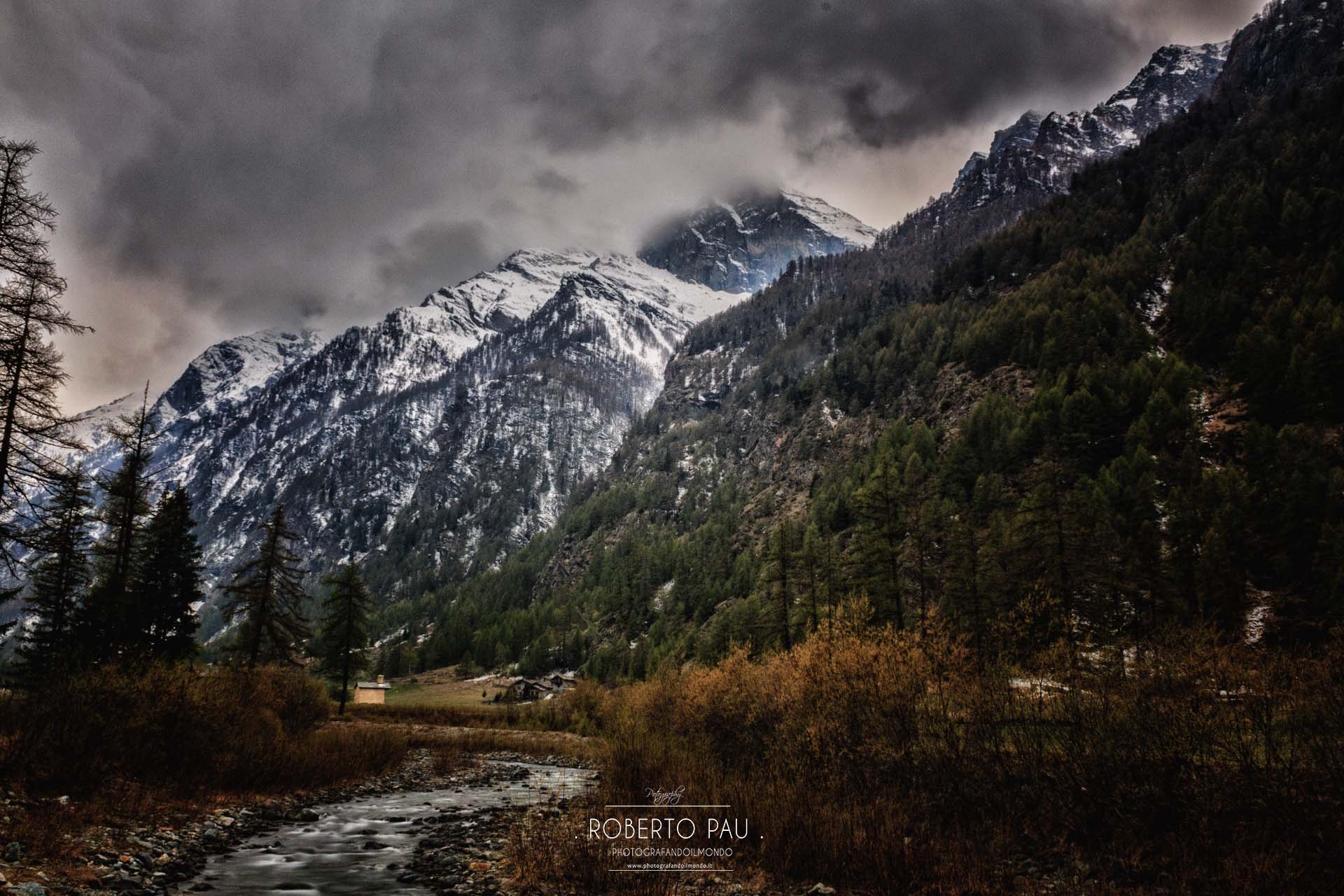 From the glacier to Valle