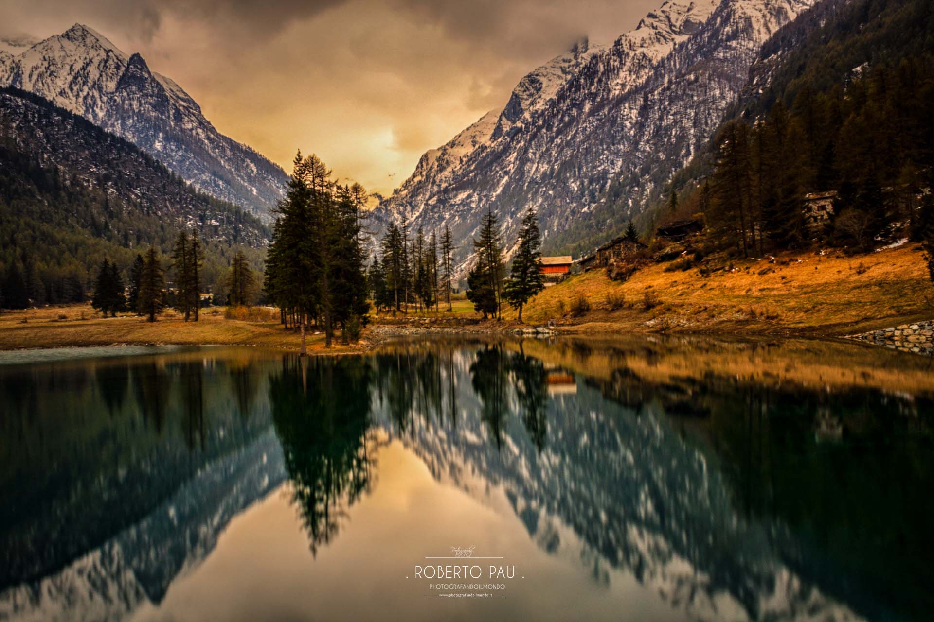 Lake Clavalité immortalized in a magical moment .....