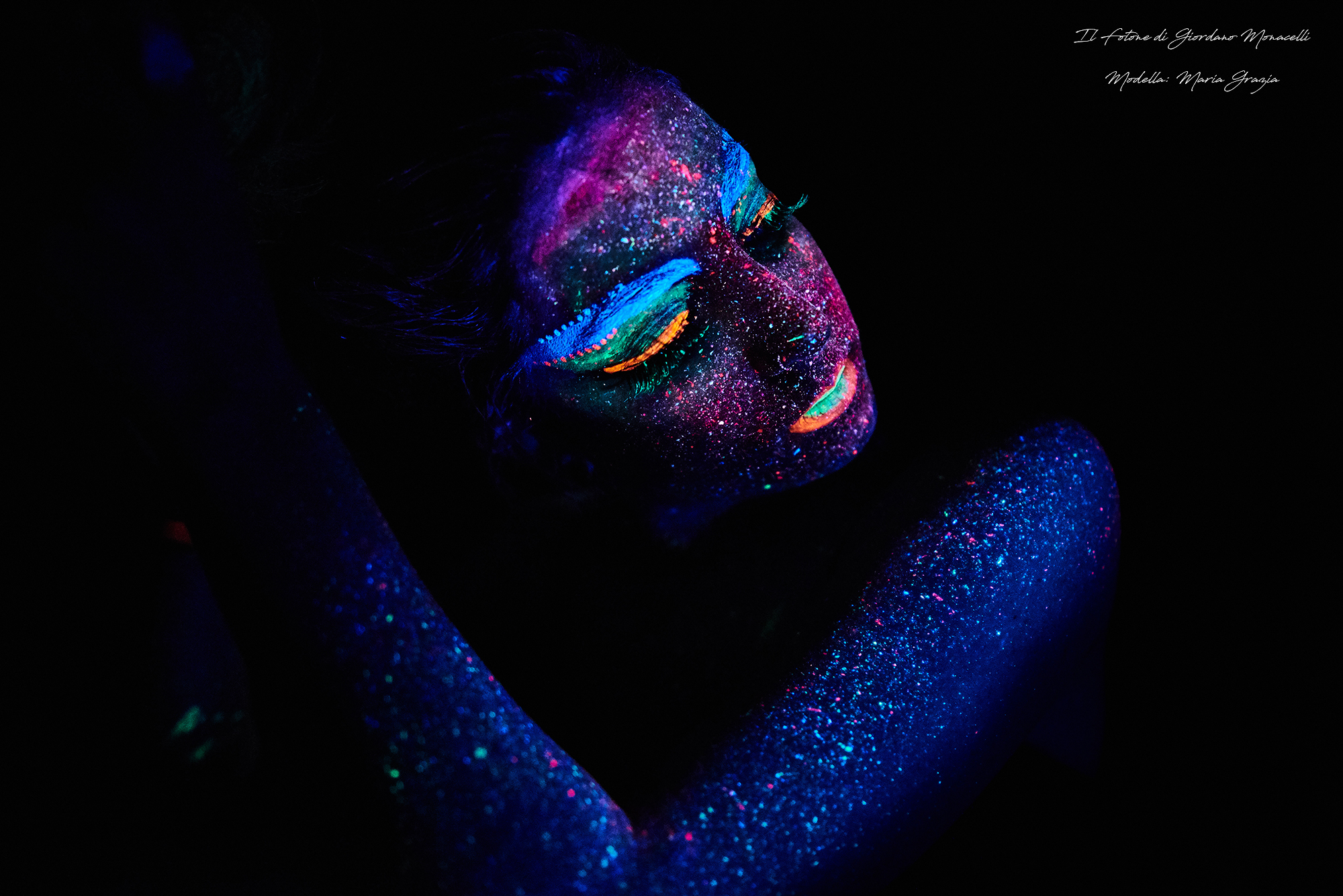 Hairstyle of another UV color