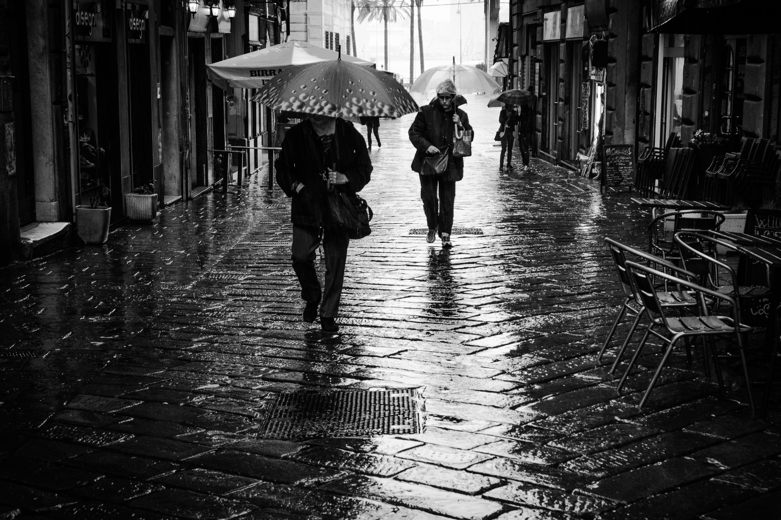 In Genoa under the water