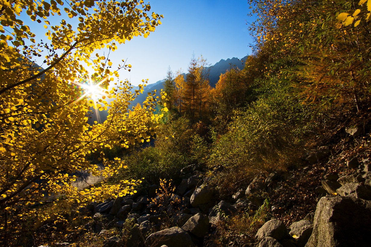 The Devil's Valley 04