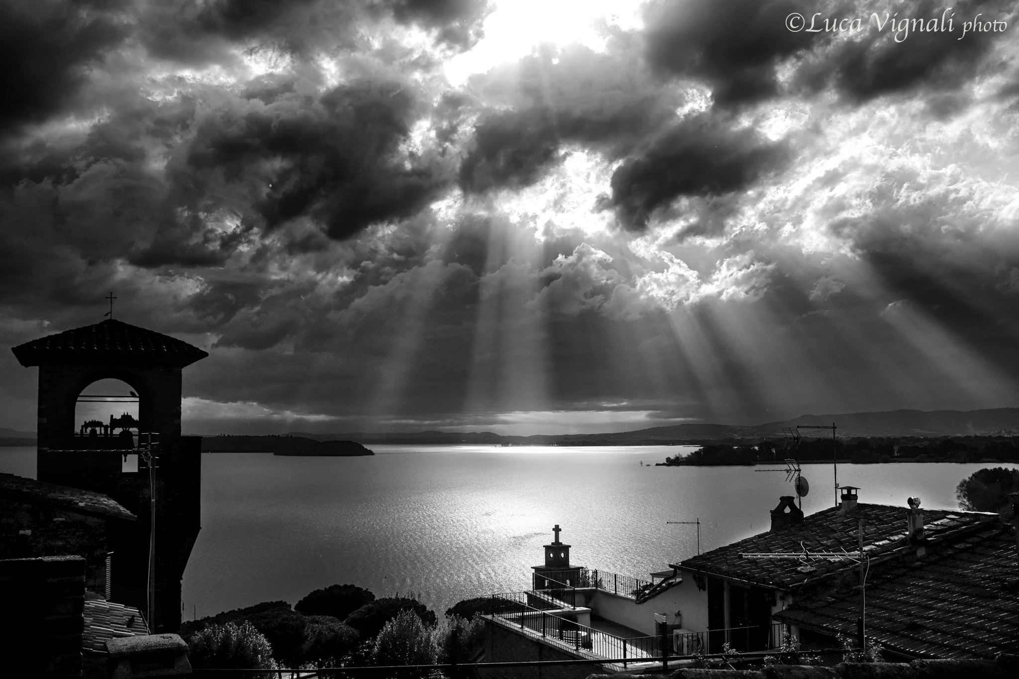 Universal Judgment on the Trasimeno