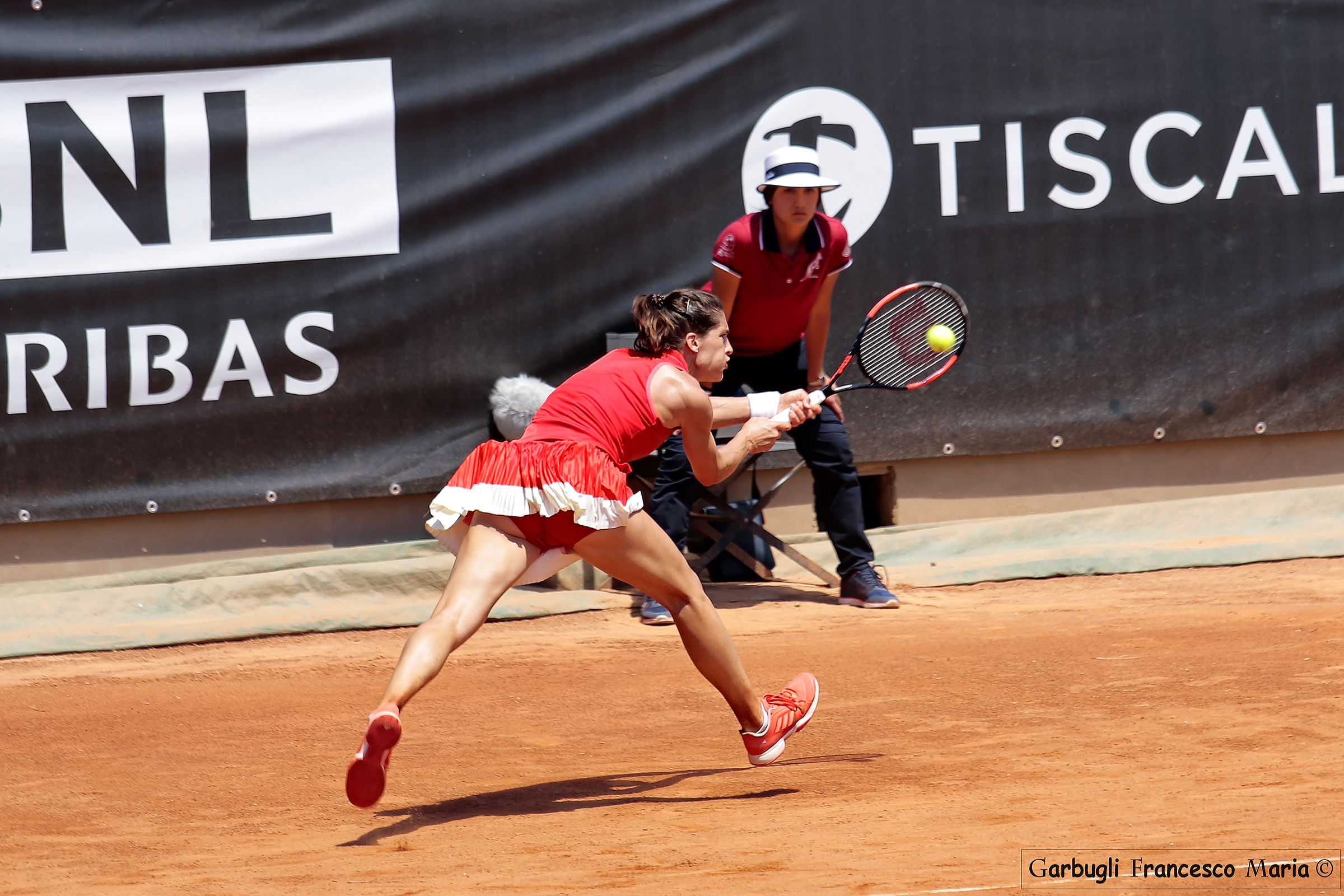 Andrea Petkovic..... diagonale in rosso