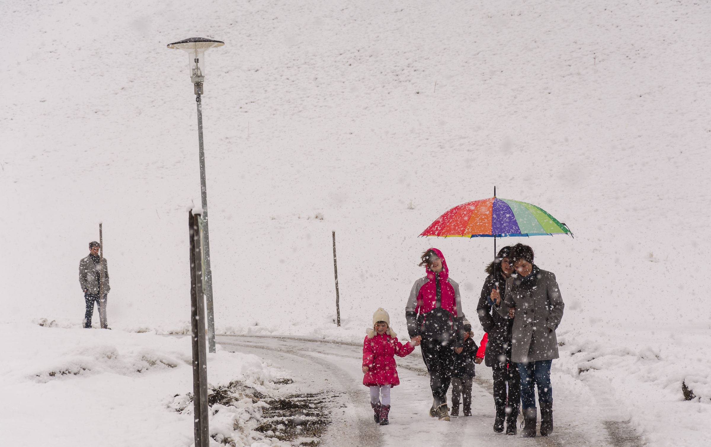...a me non serve l'ombrello...farà due fiocchi!
