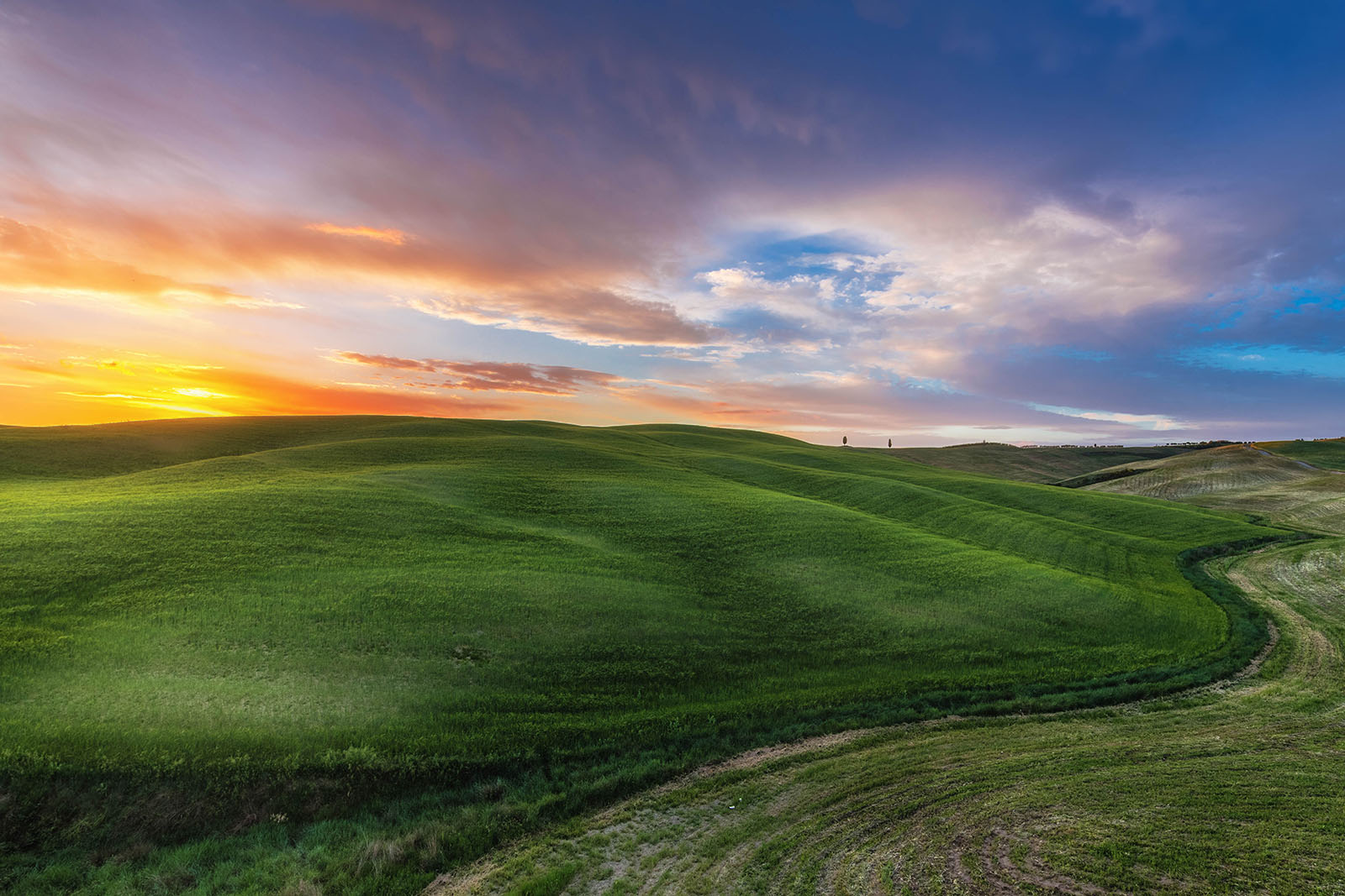 Tramonto in campagna