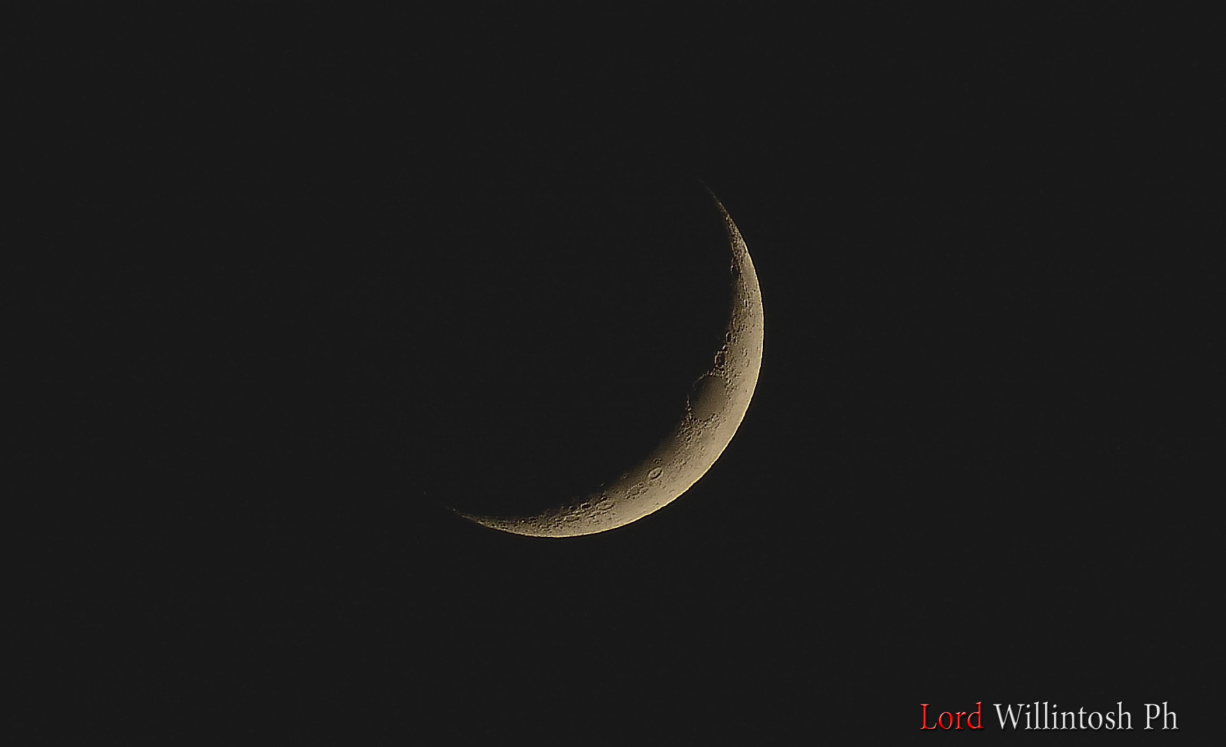 Moon to 300mm