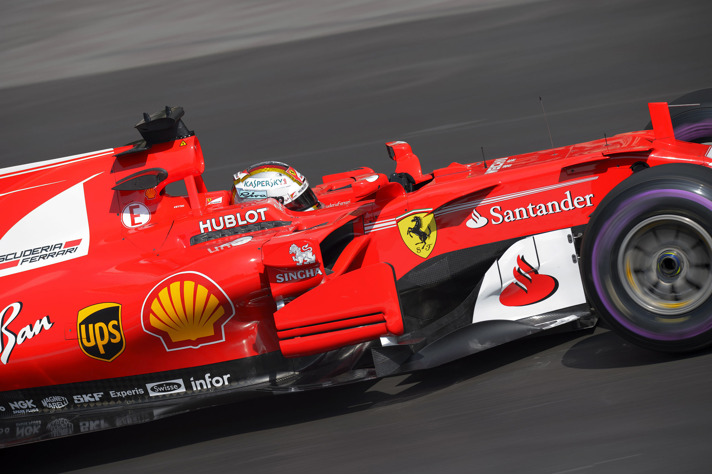 LaGinaDavantiDietroTuttiQuanti