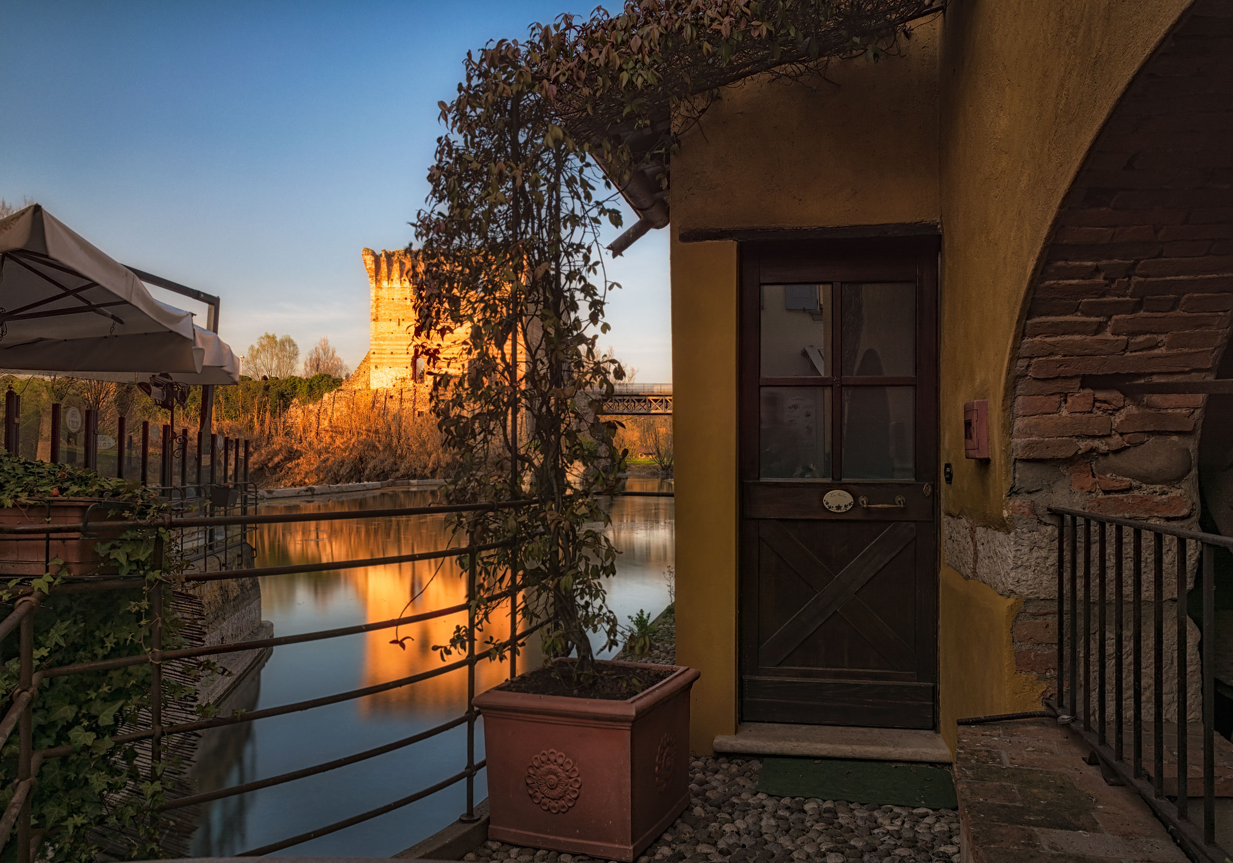 Borghetto al calar del sol