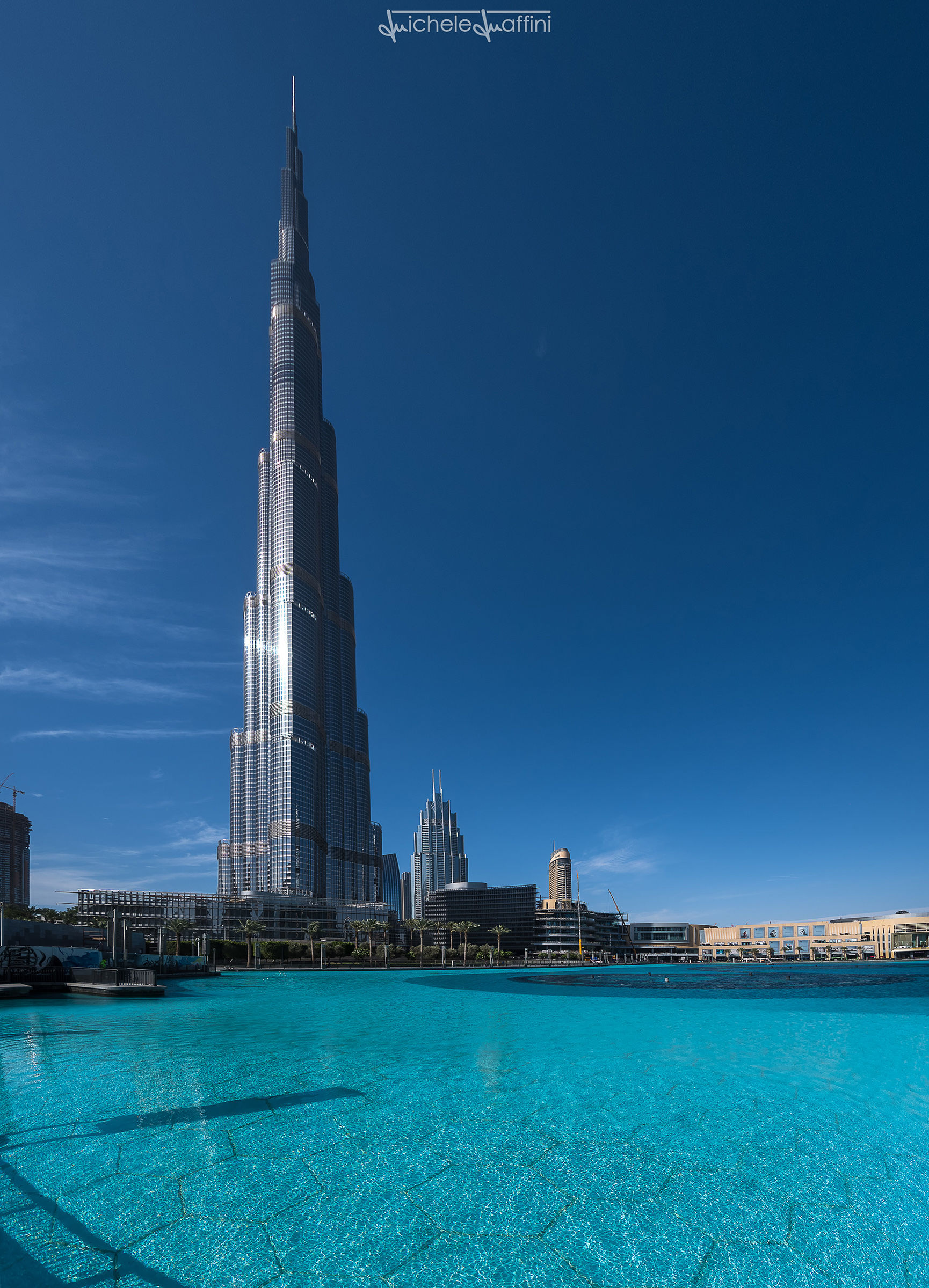 Dubai - L'imponenza del Burj Khalifa