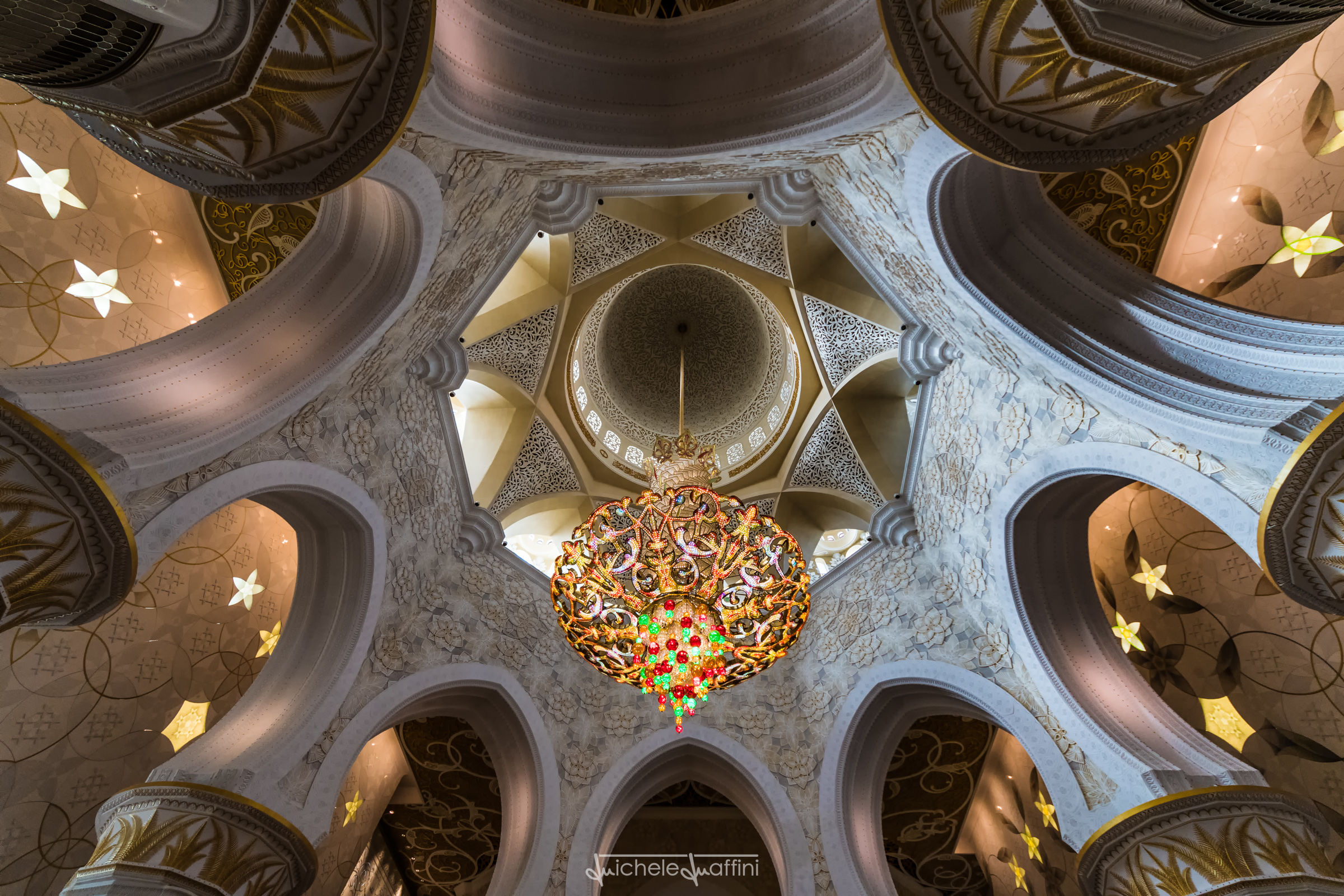 Abu Dhabi - Interno della Gran Moschea