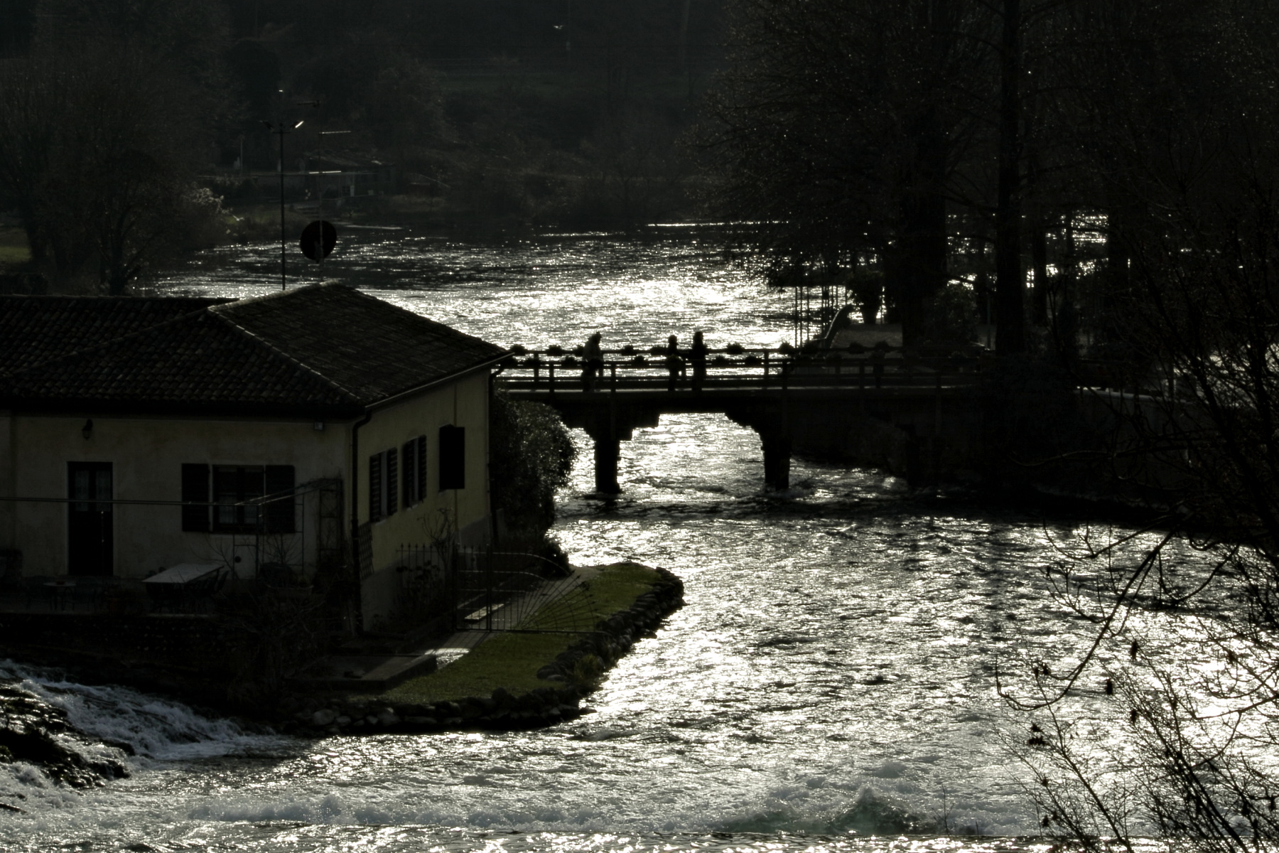 Riflessi sulle acque del Mincio, località Borghetto