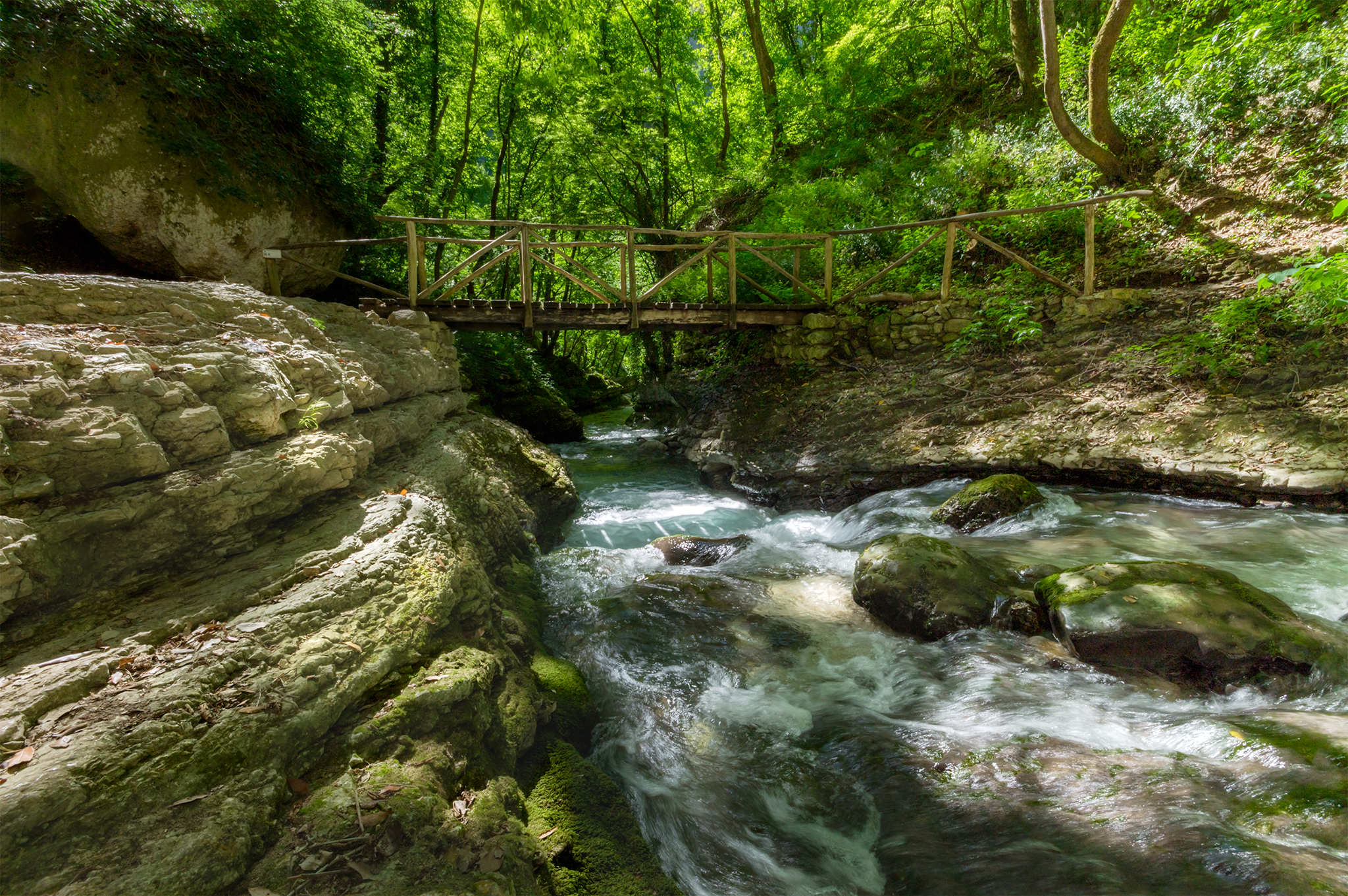 How do you get to the sea?