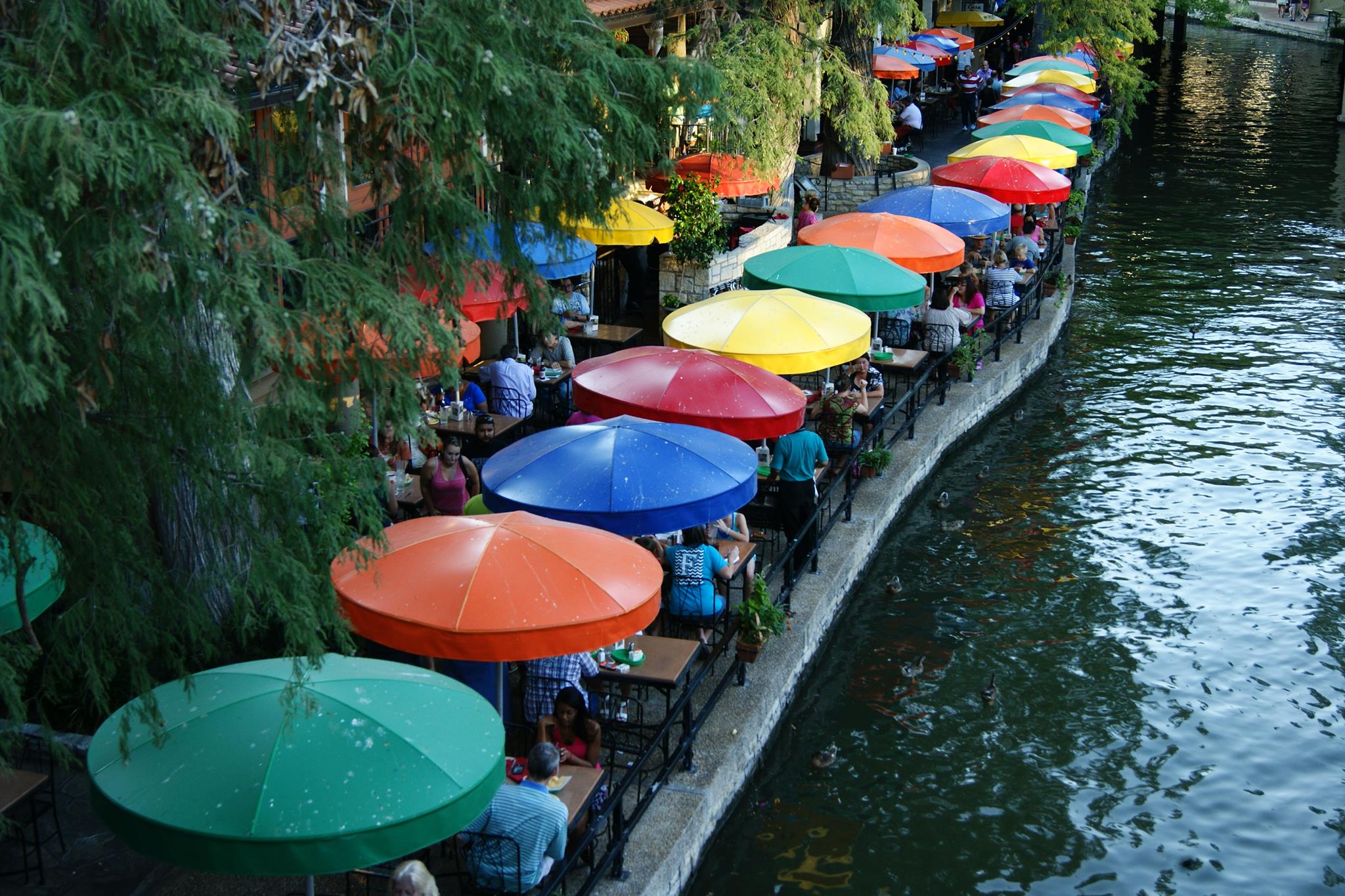 San Antonio ... the river