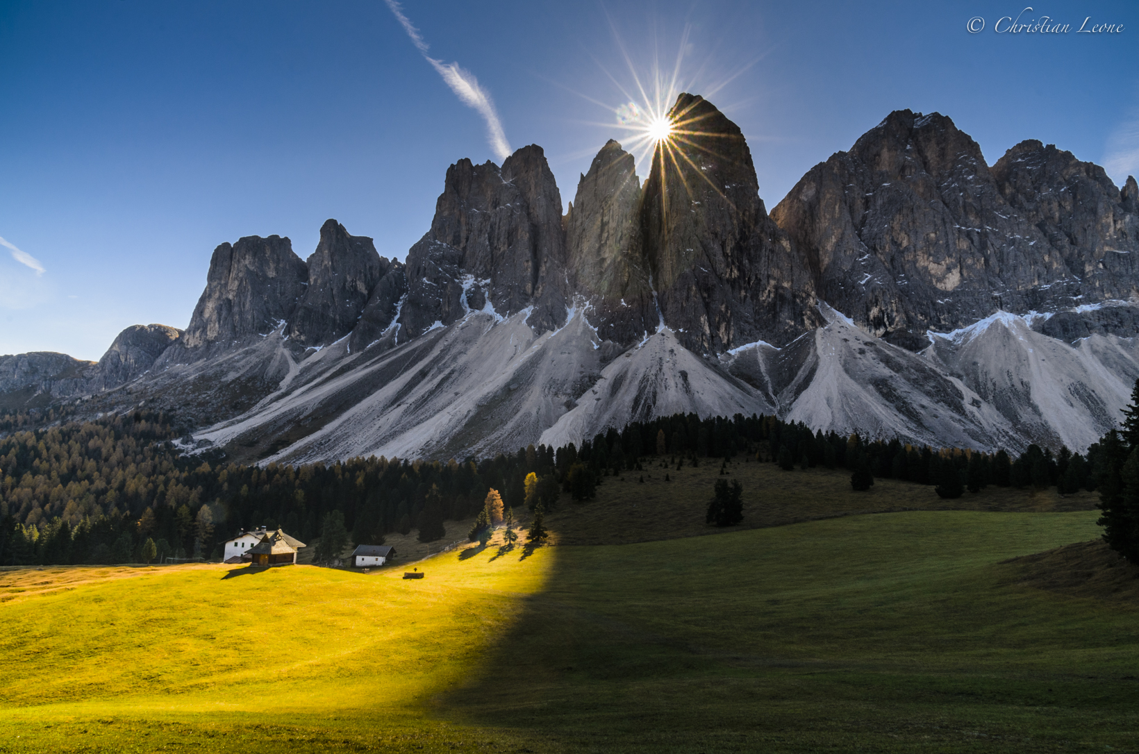 Una pennellata di luce hai piedi delle Odle Puez