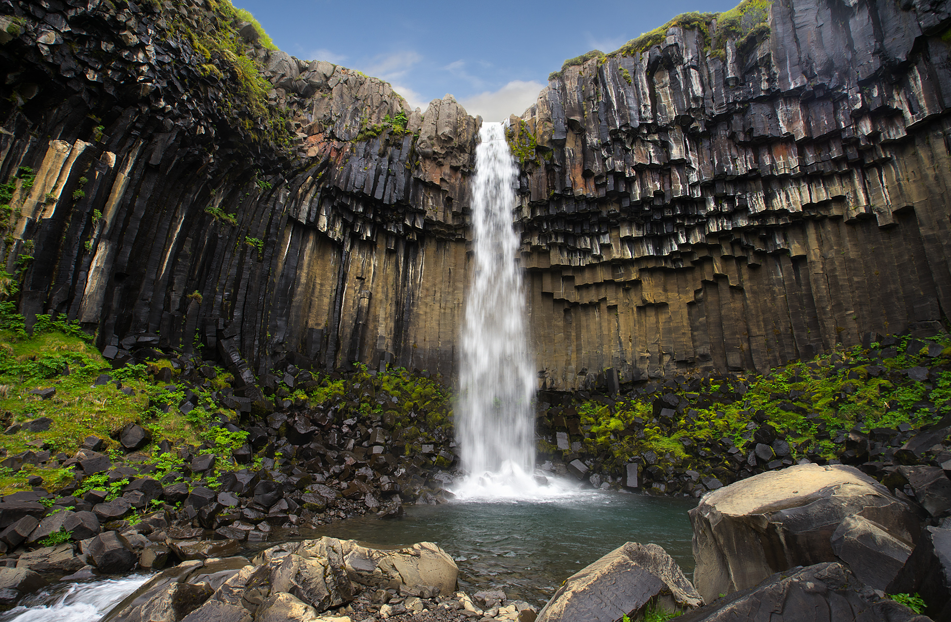 Svartifoss