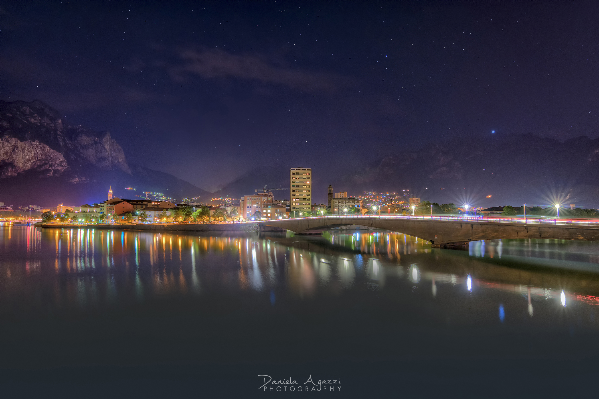 Il ponte di Lecco by night
