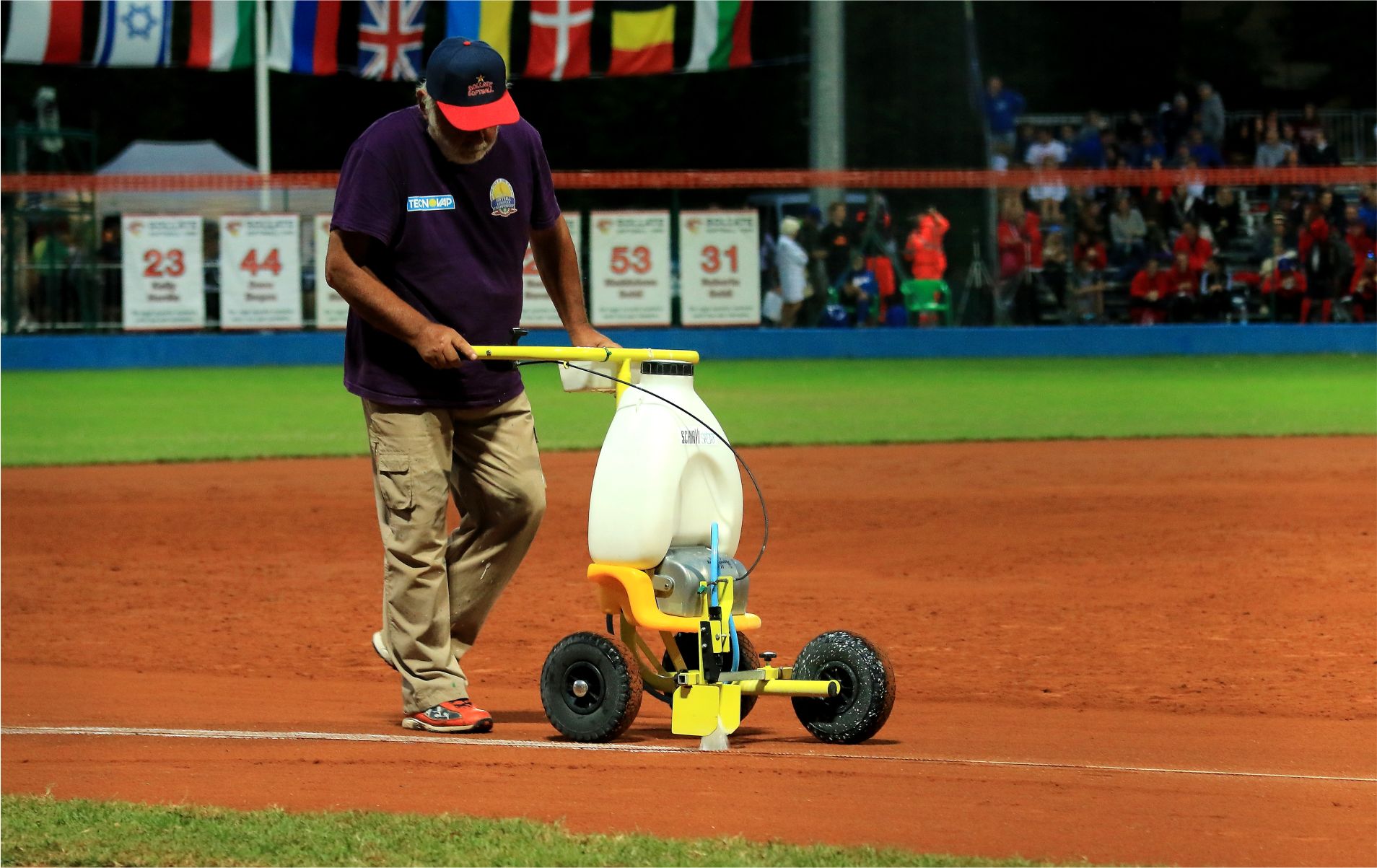 European softball 2017. A field worker.