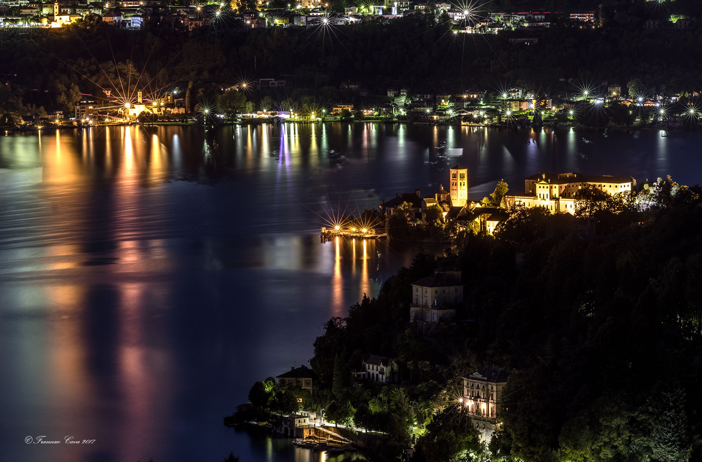Sparkling Lake Orta ......