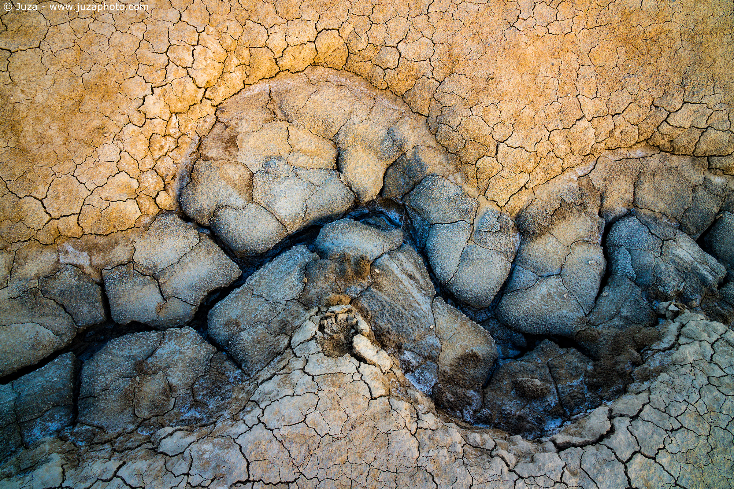 Vulcanii Noroiosi, colori nella terra