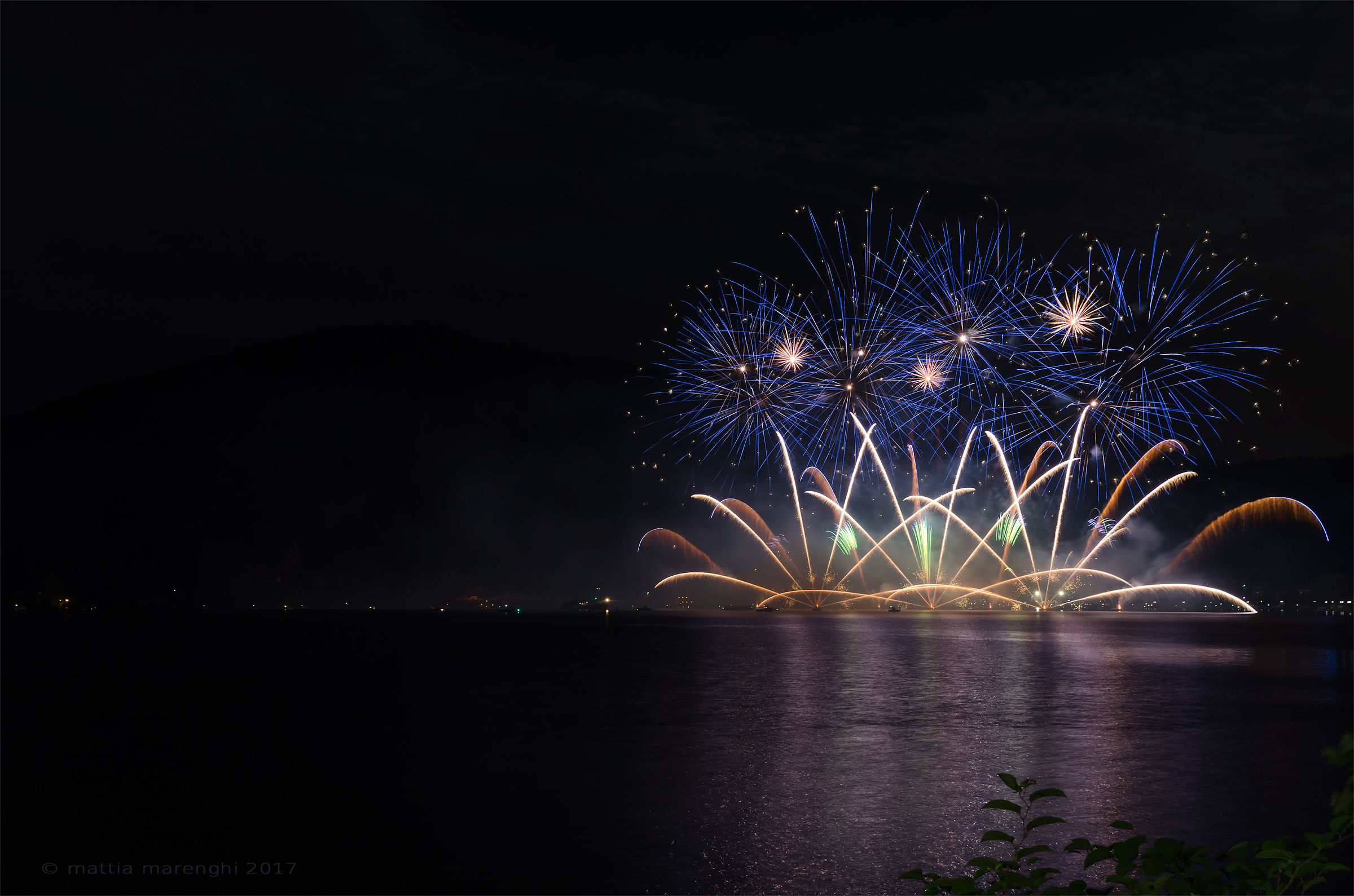 Ponte Tresa and the fires on lake 02