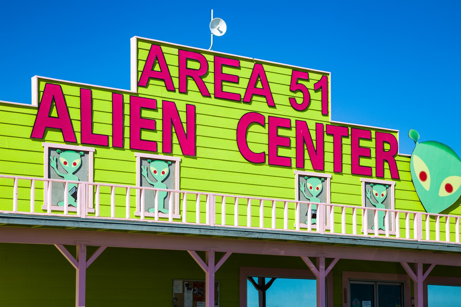 Alien Center Area 51 - Death Valley