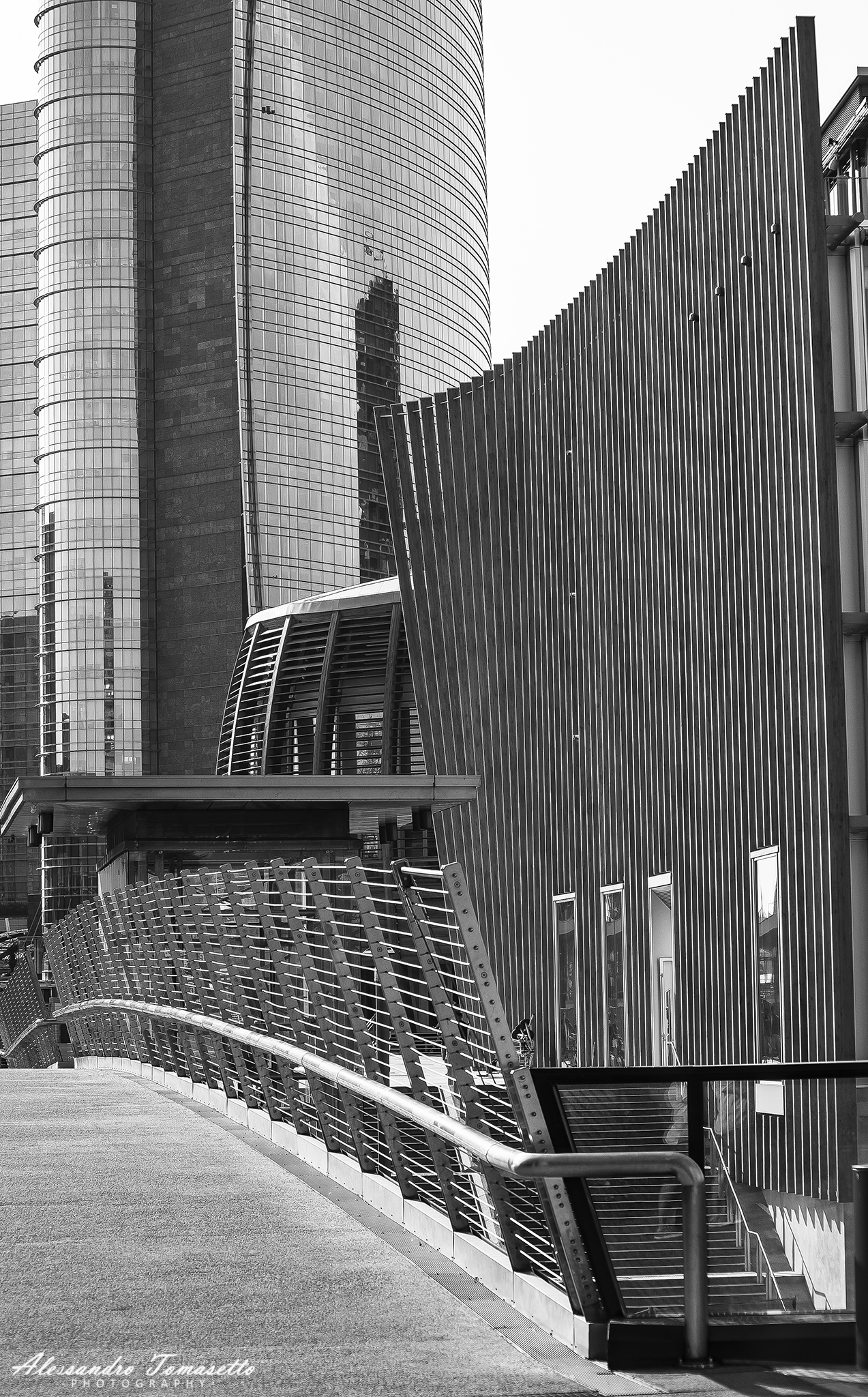 Piazza Gae Aulenti - © 2017