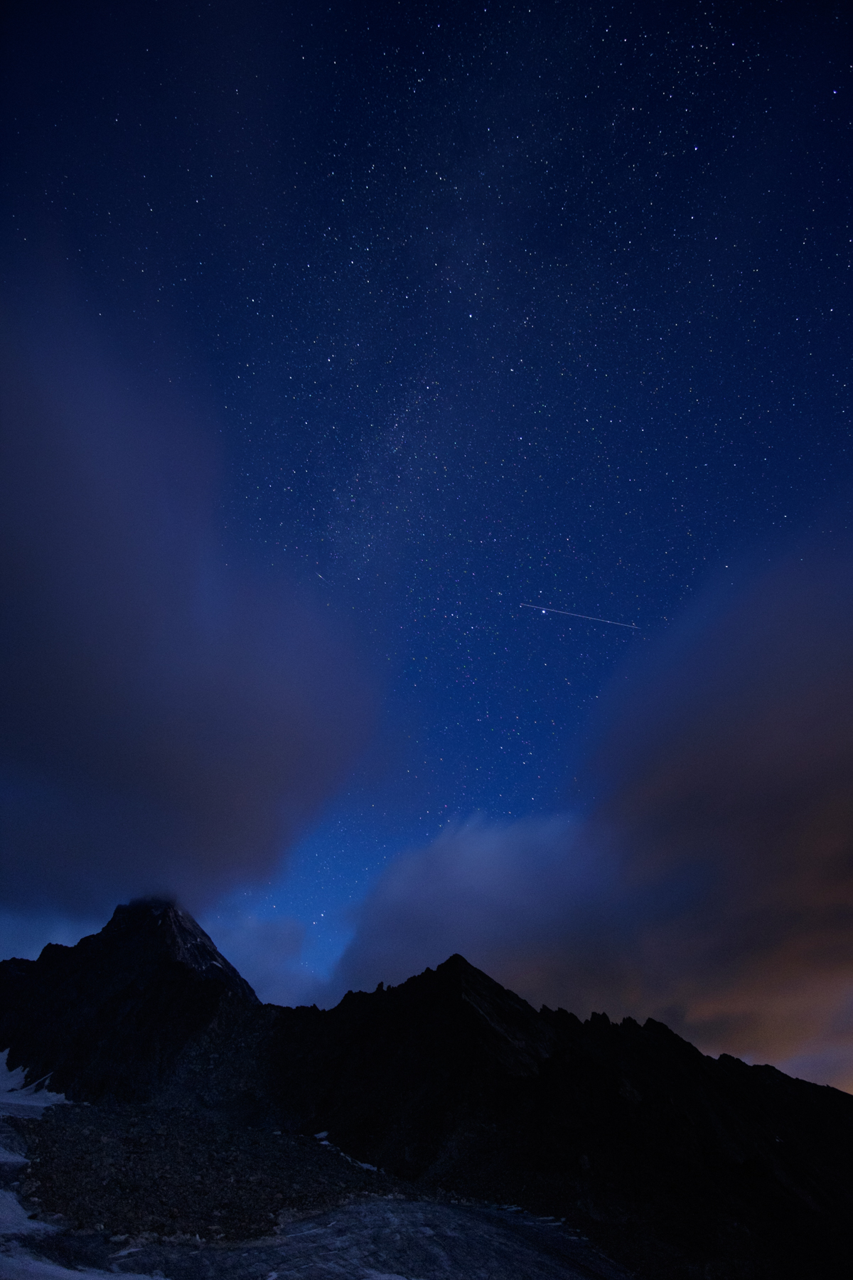 Grivola under the stars