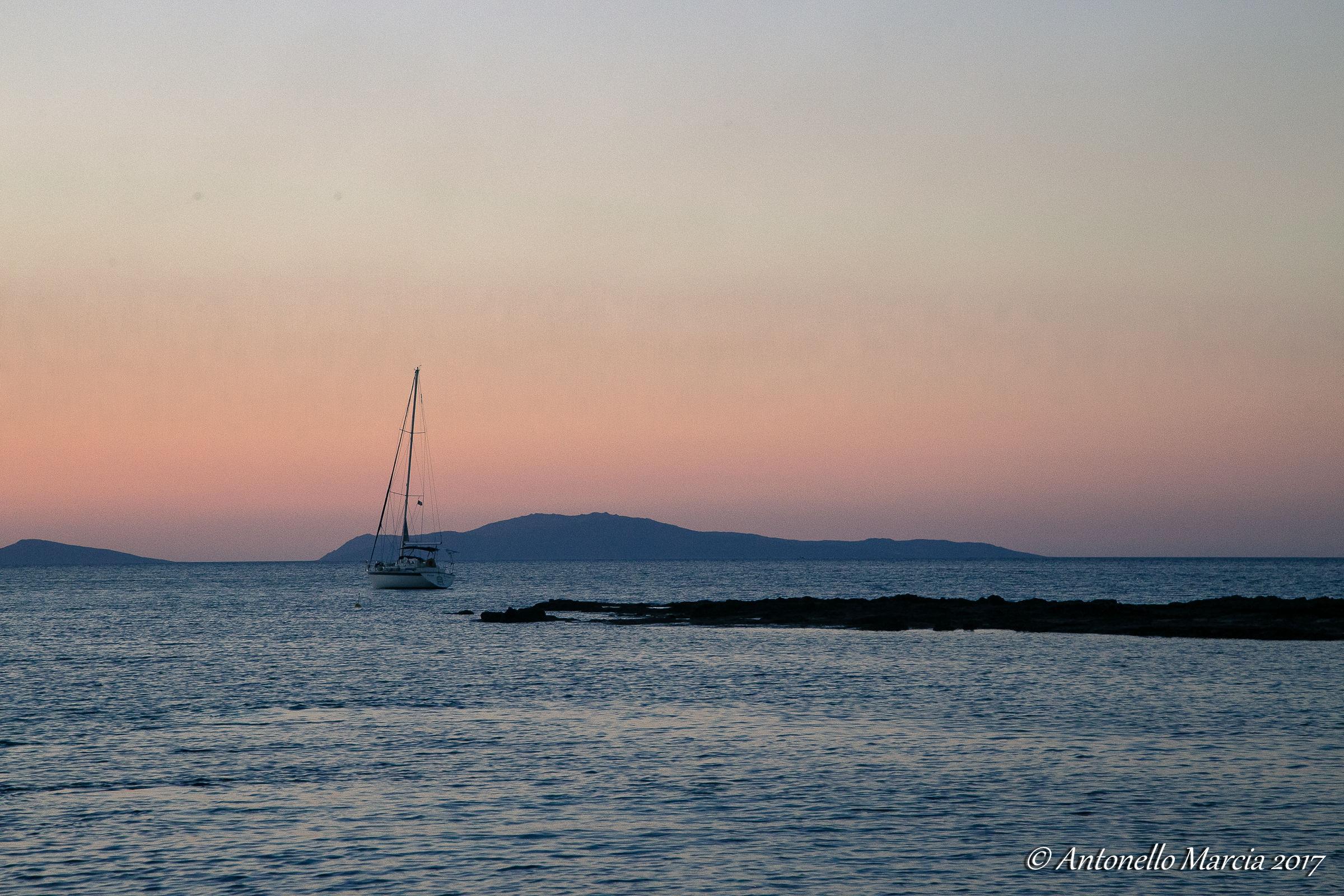 Navigando al tramonto