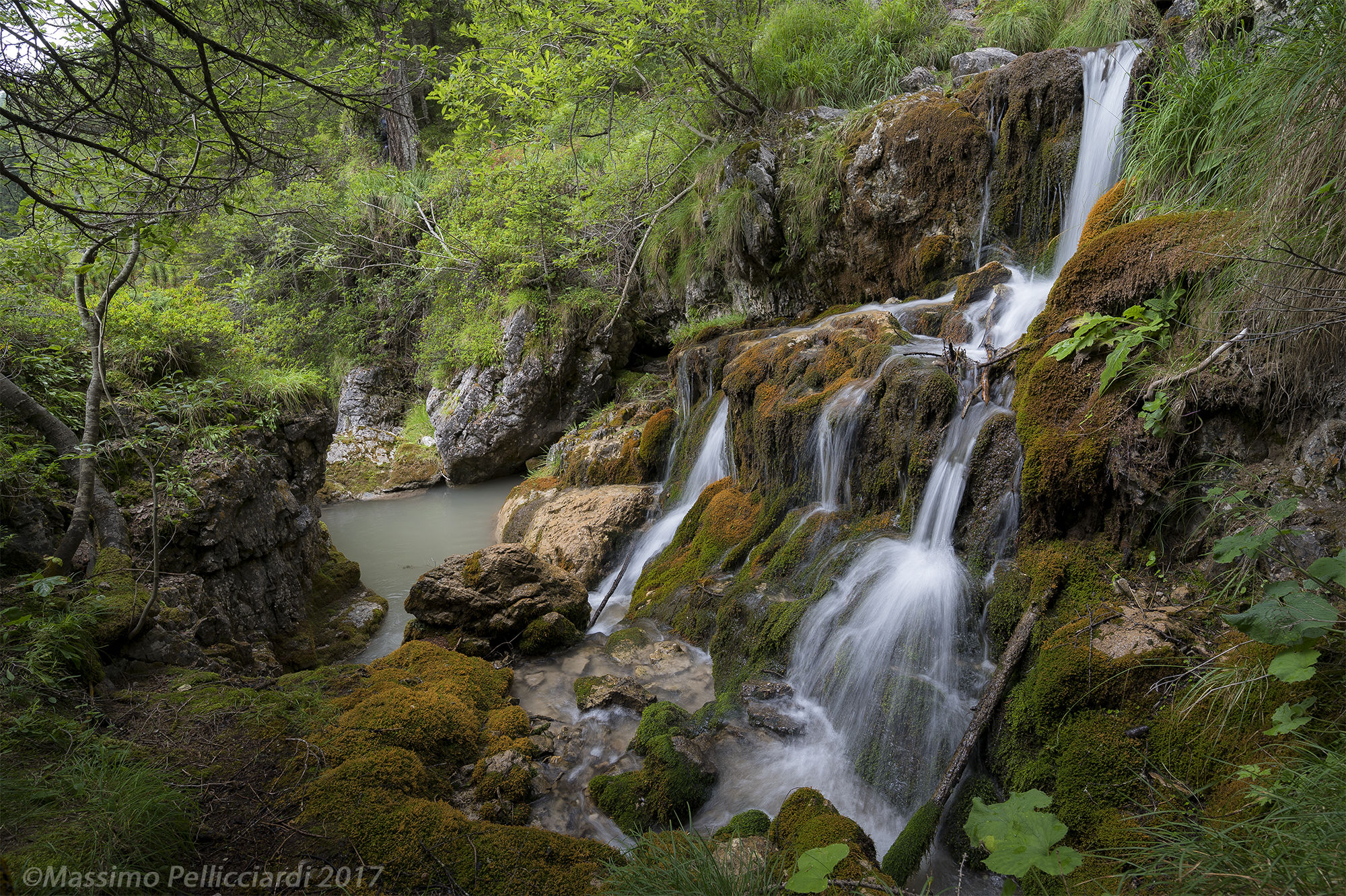 Una cascata di colori