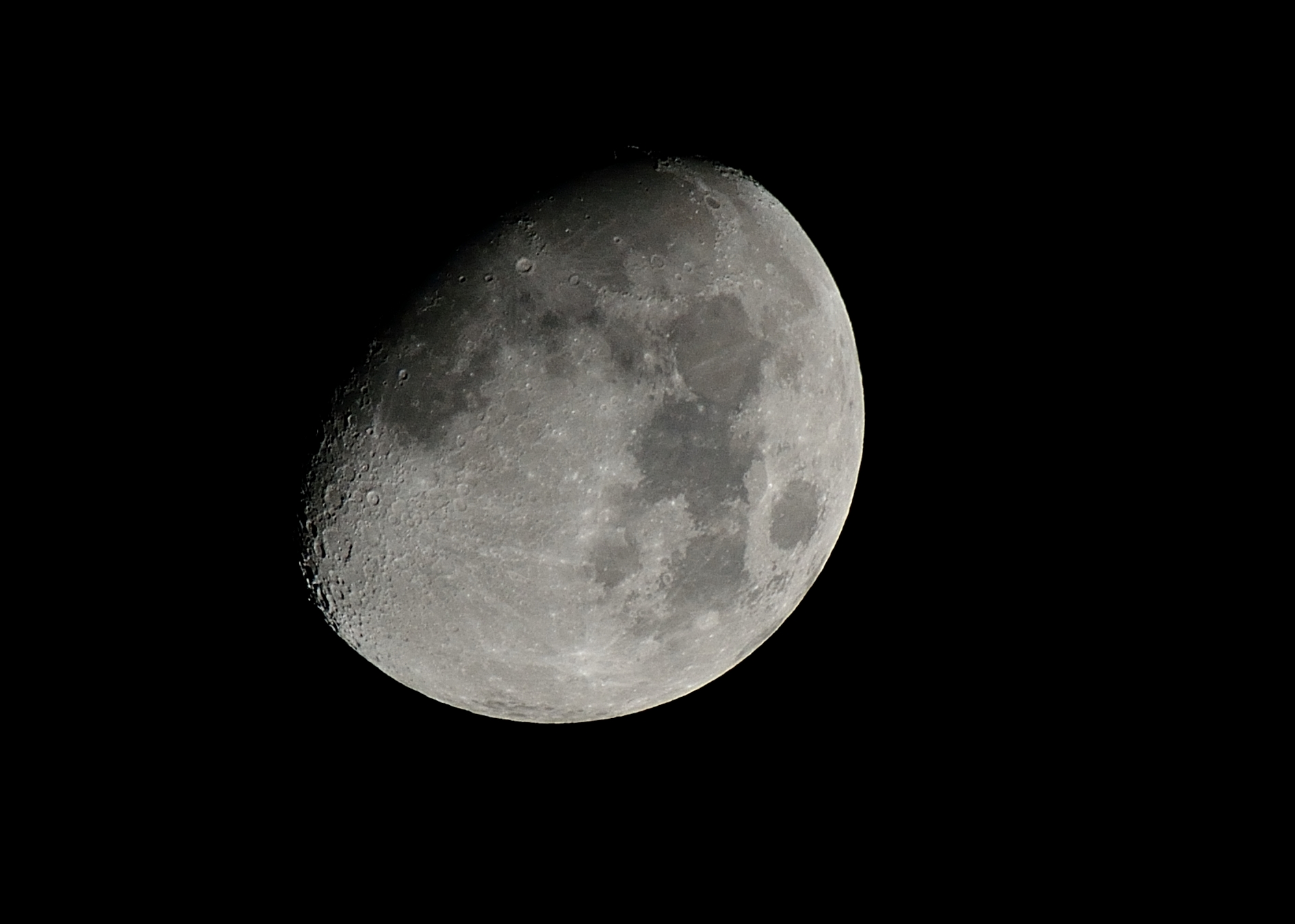 Moon on 26 September 2012 hours 00,49