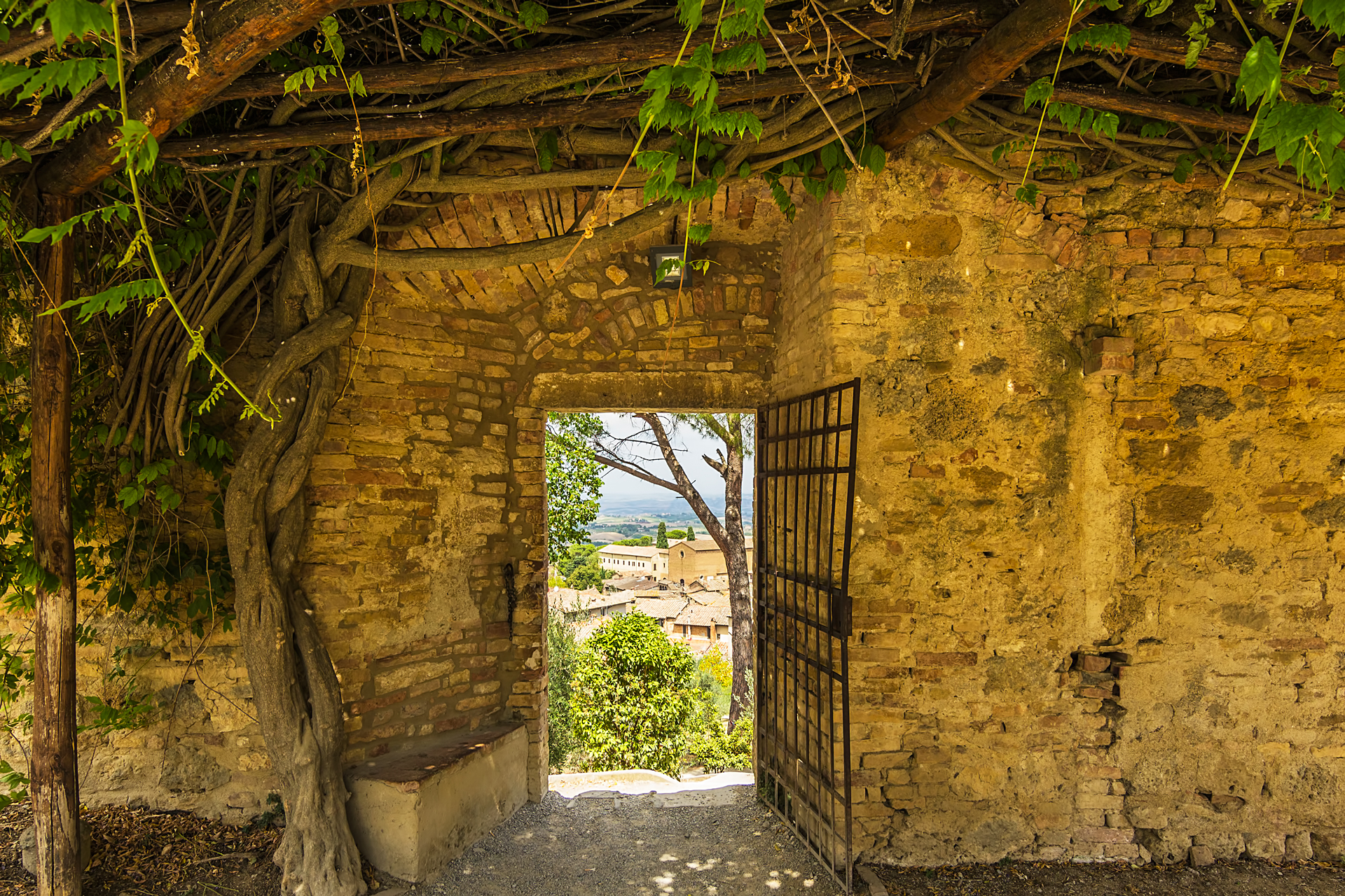 The door to the city