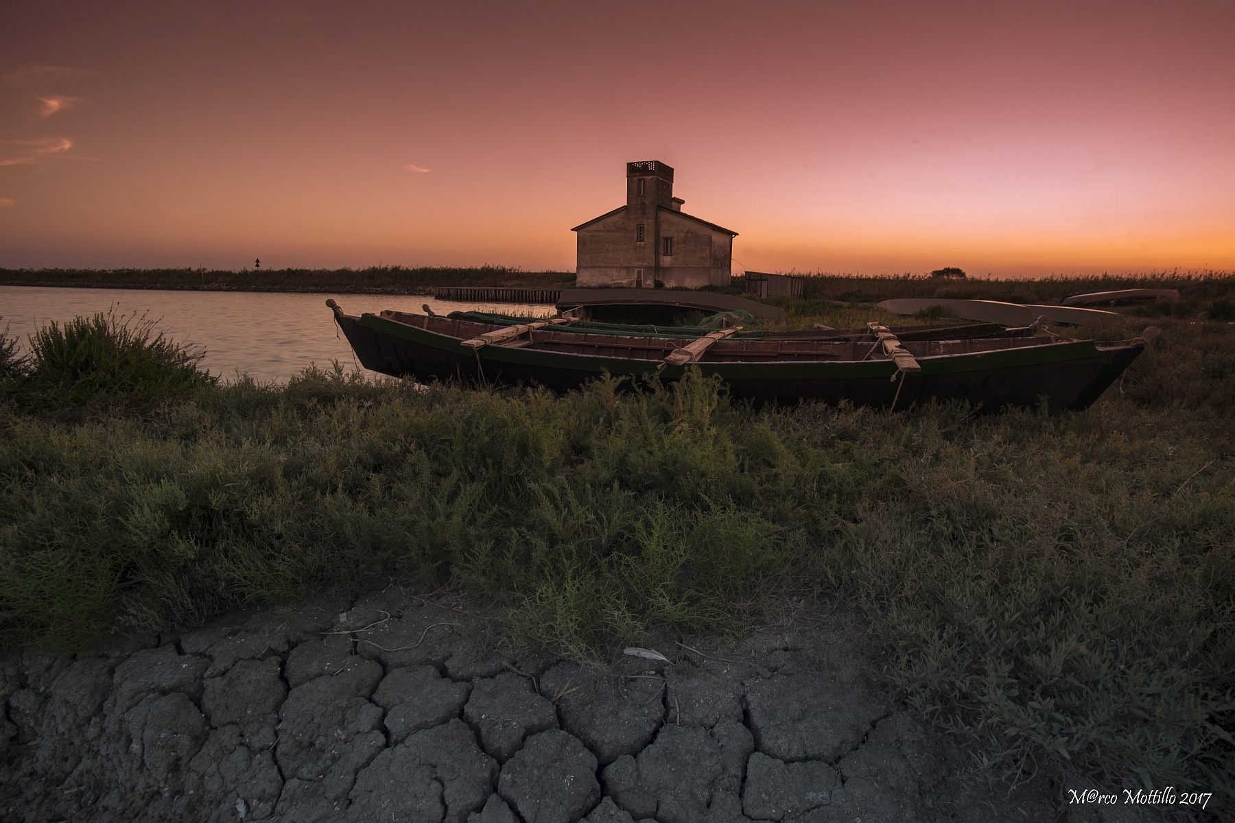 Saline, between lights and shadows