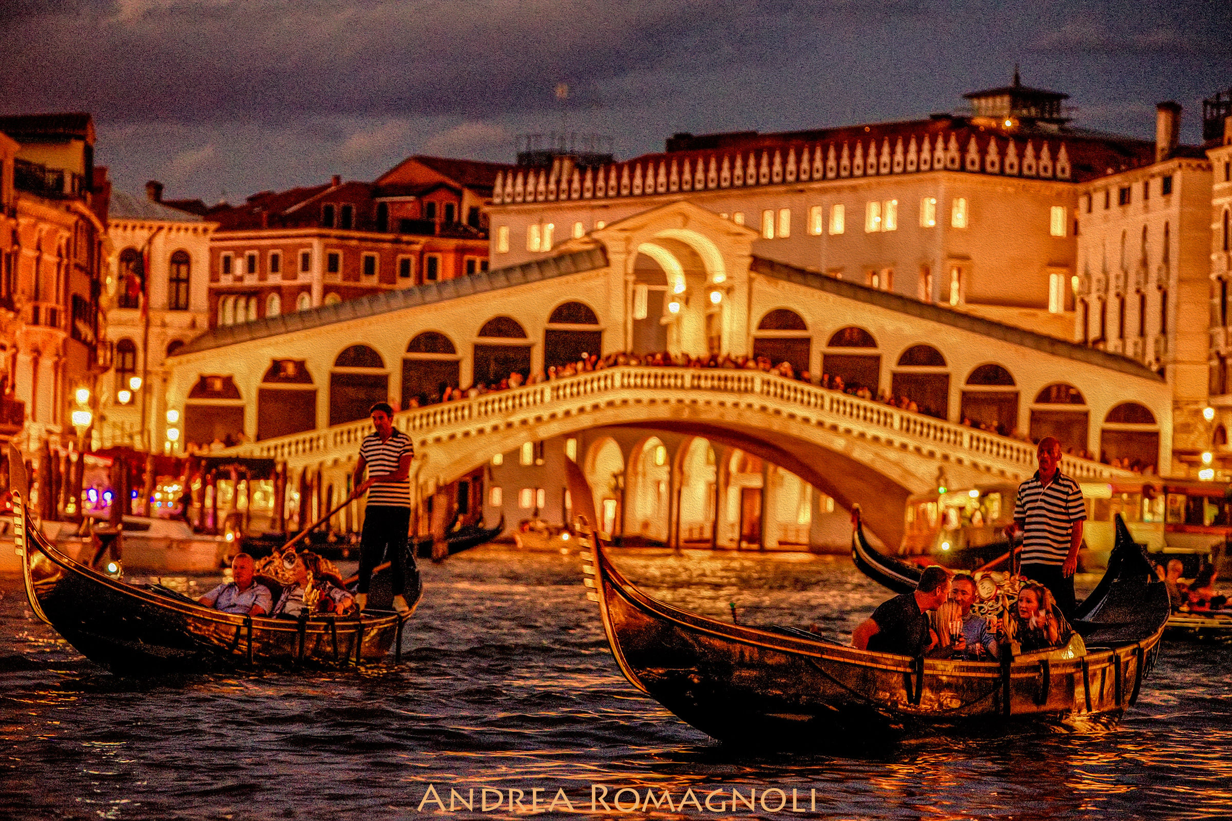Gondoliers in Rialto