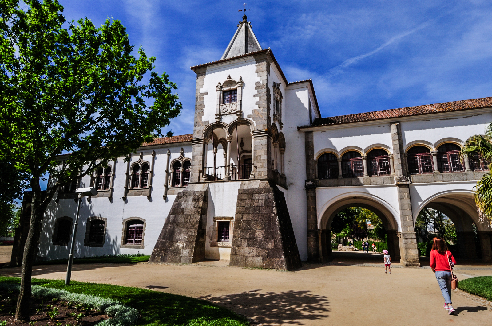 Look at it, but do not get away from it.