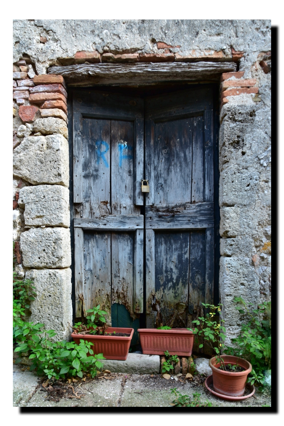The ancient doors of Stifone
