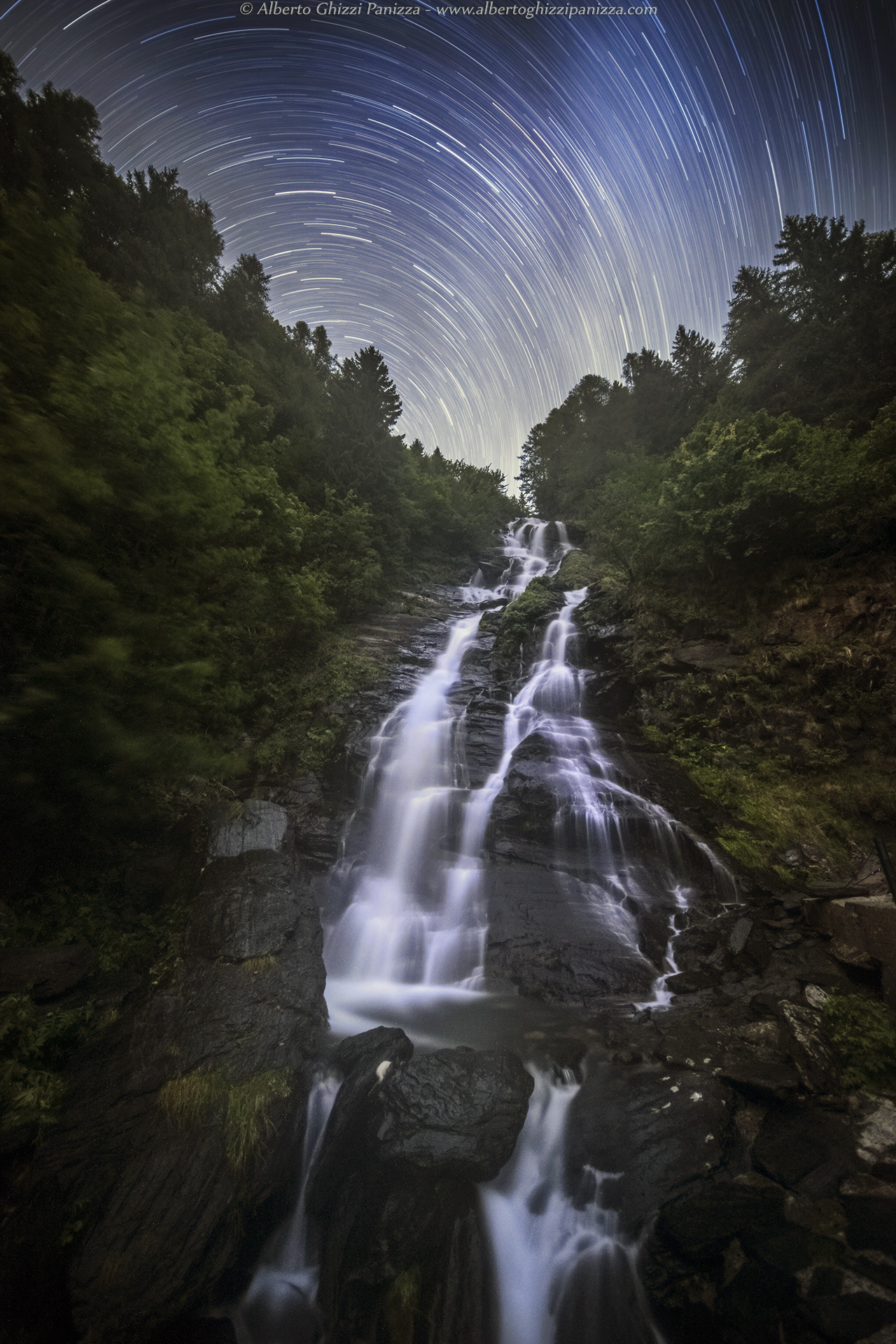 One night under the waterfall