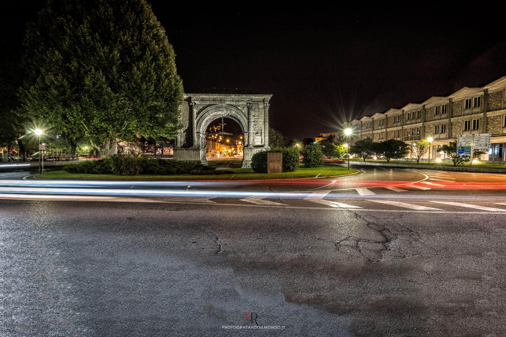 Arco d'Augsto by night