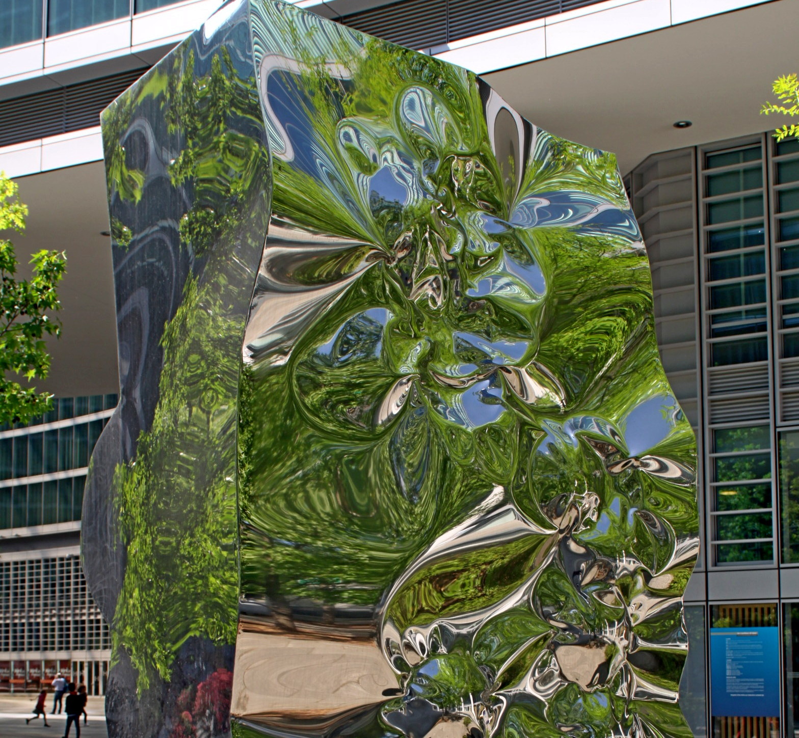 riflessi alla Regione Lombardia