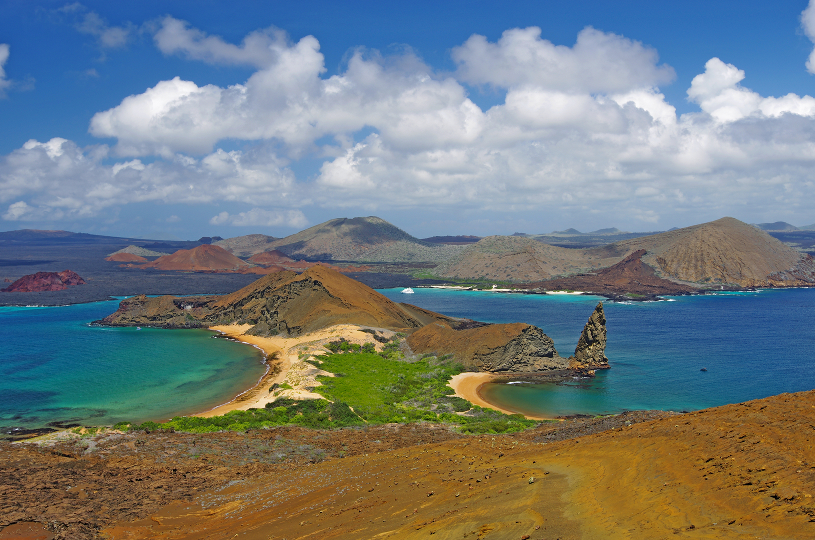 Playa Dorada Isla Bartolomé
